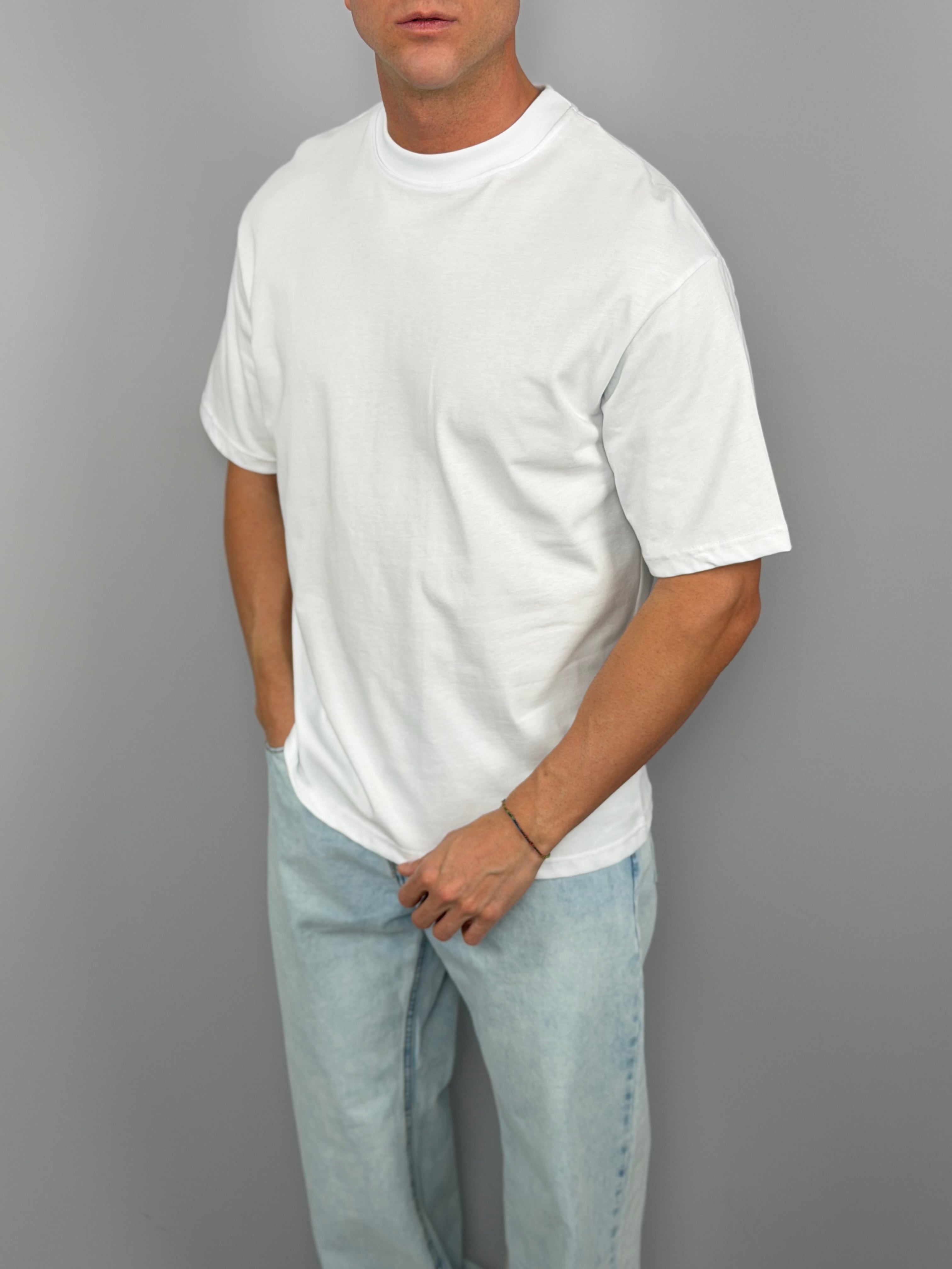 T-SHIRT SCRITTA V1