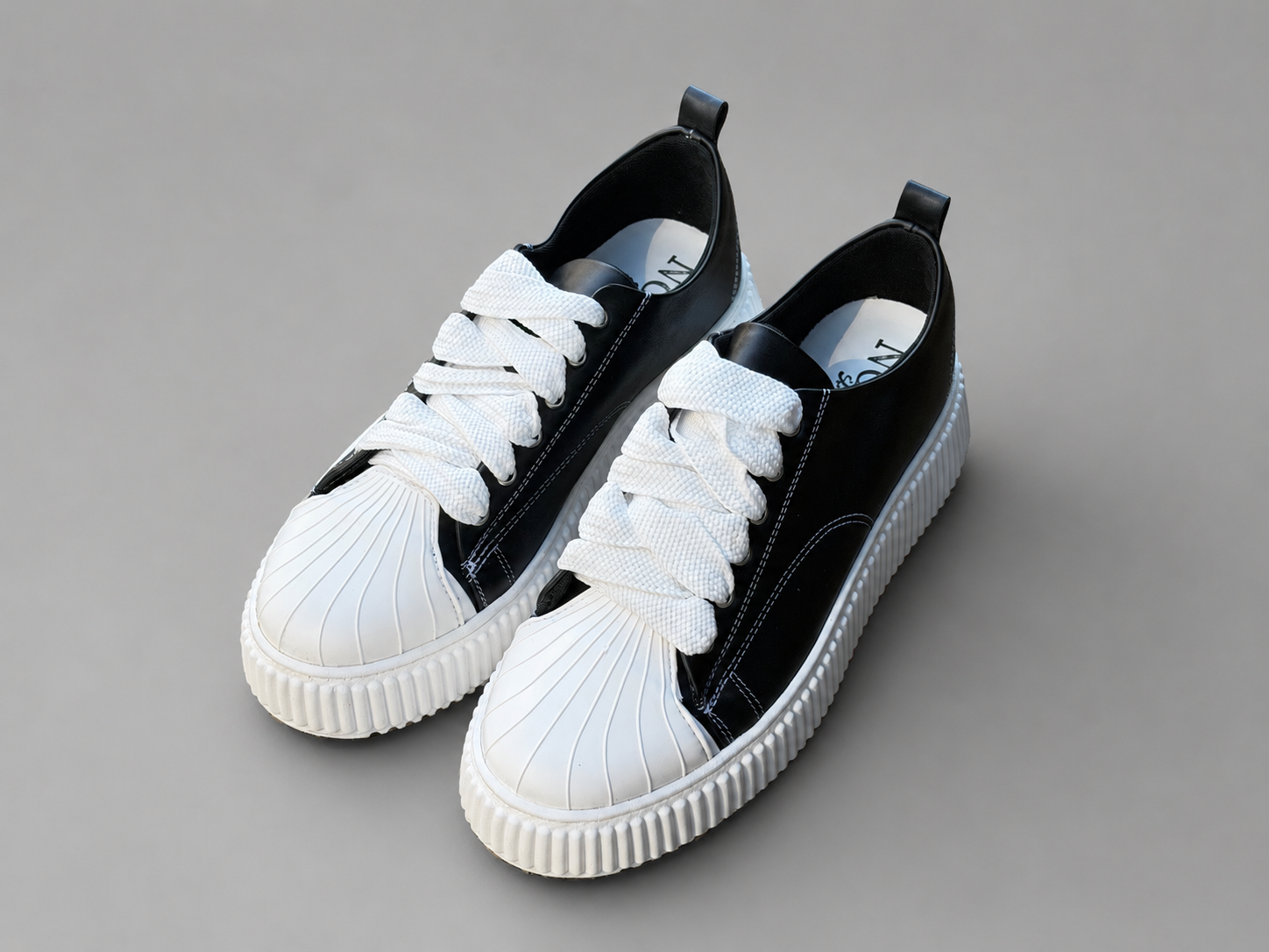 SNEAKERS UNDERGROUND