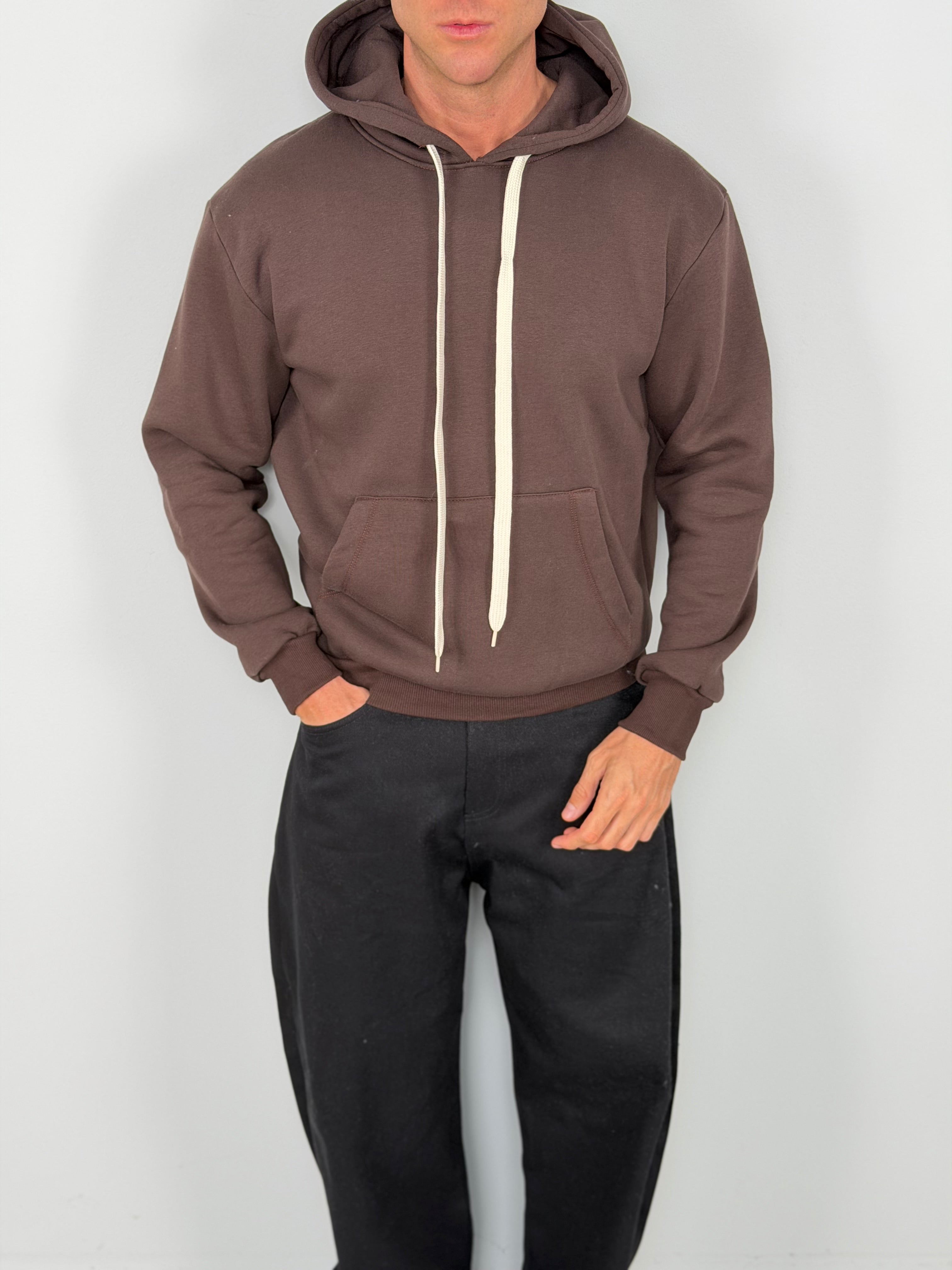 Sudadera básica con capucha de felpa