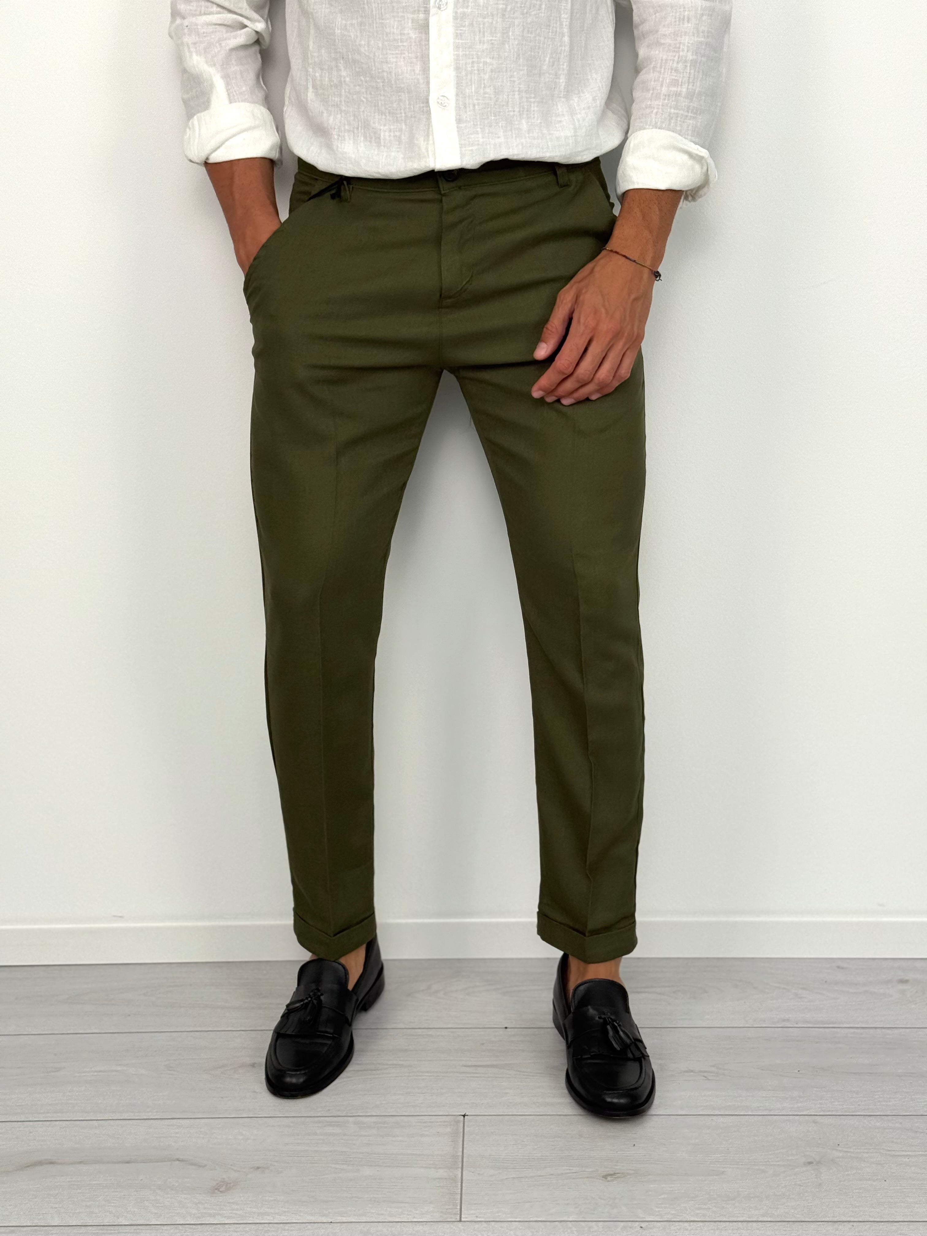 PANTALON CAPRI EN LIN À ROULETTES