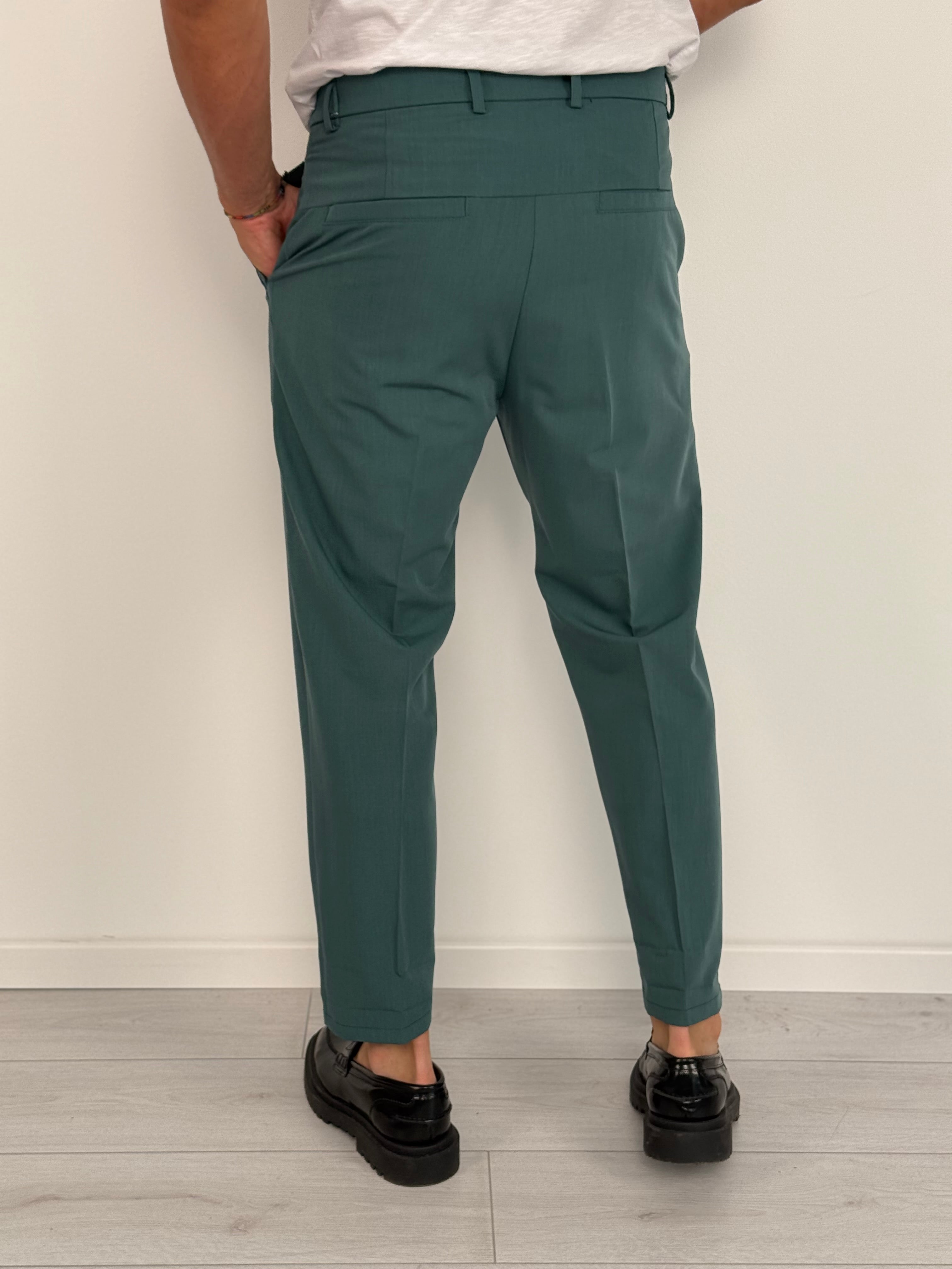 PANTALONE MOD CAPRI PREMIUM (TASCHE DIETRO) - Tg.48 MILITARE