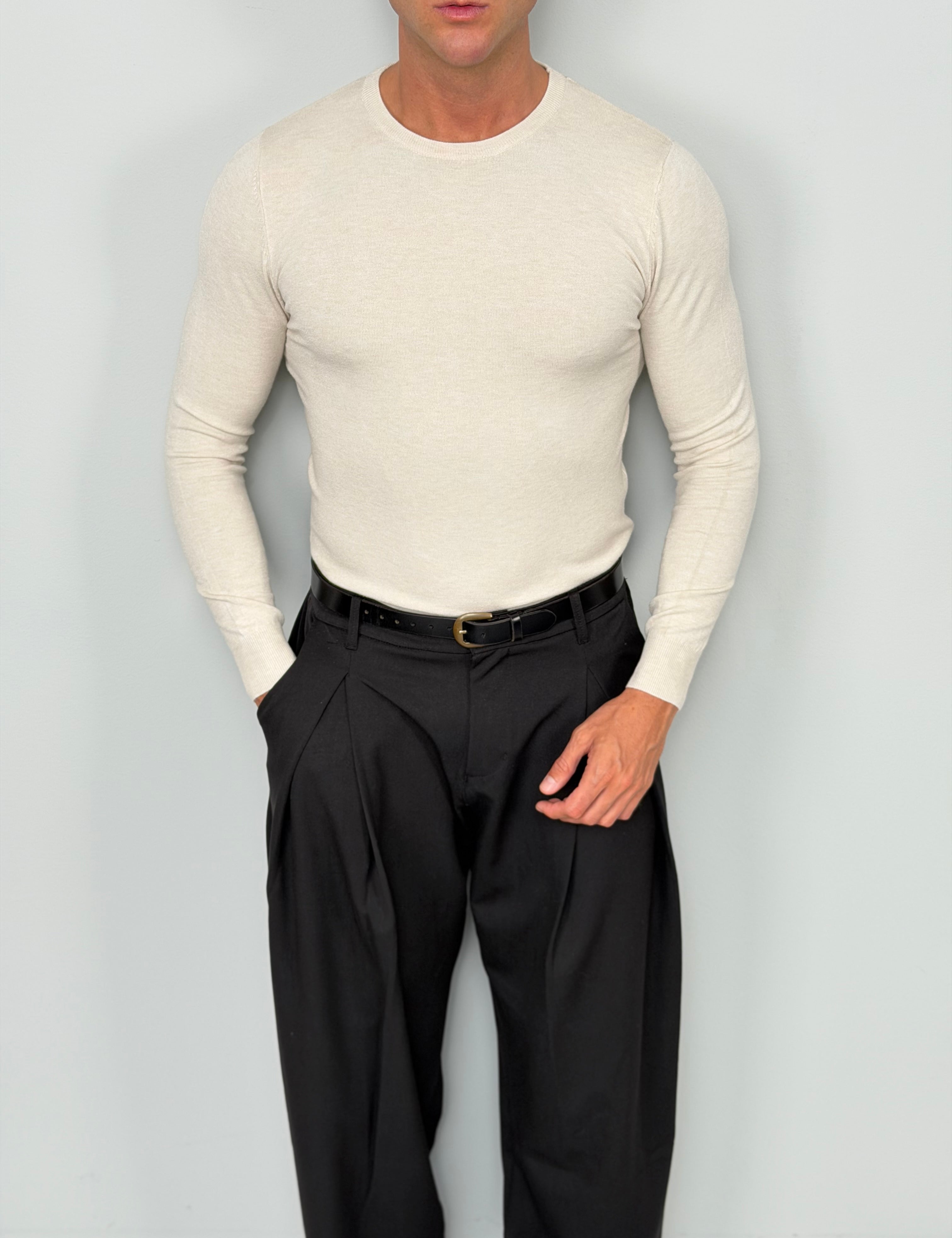 CLASSIC CREW-NECK SWEATER