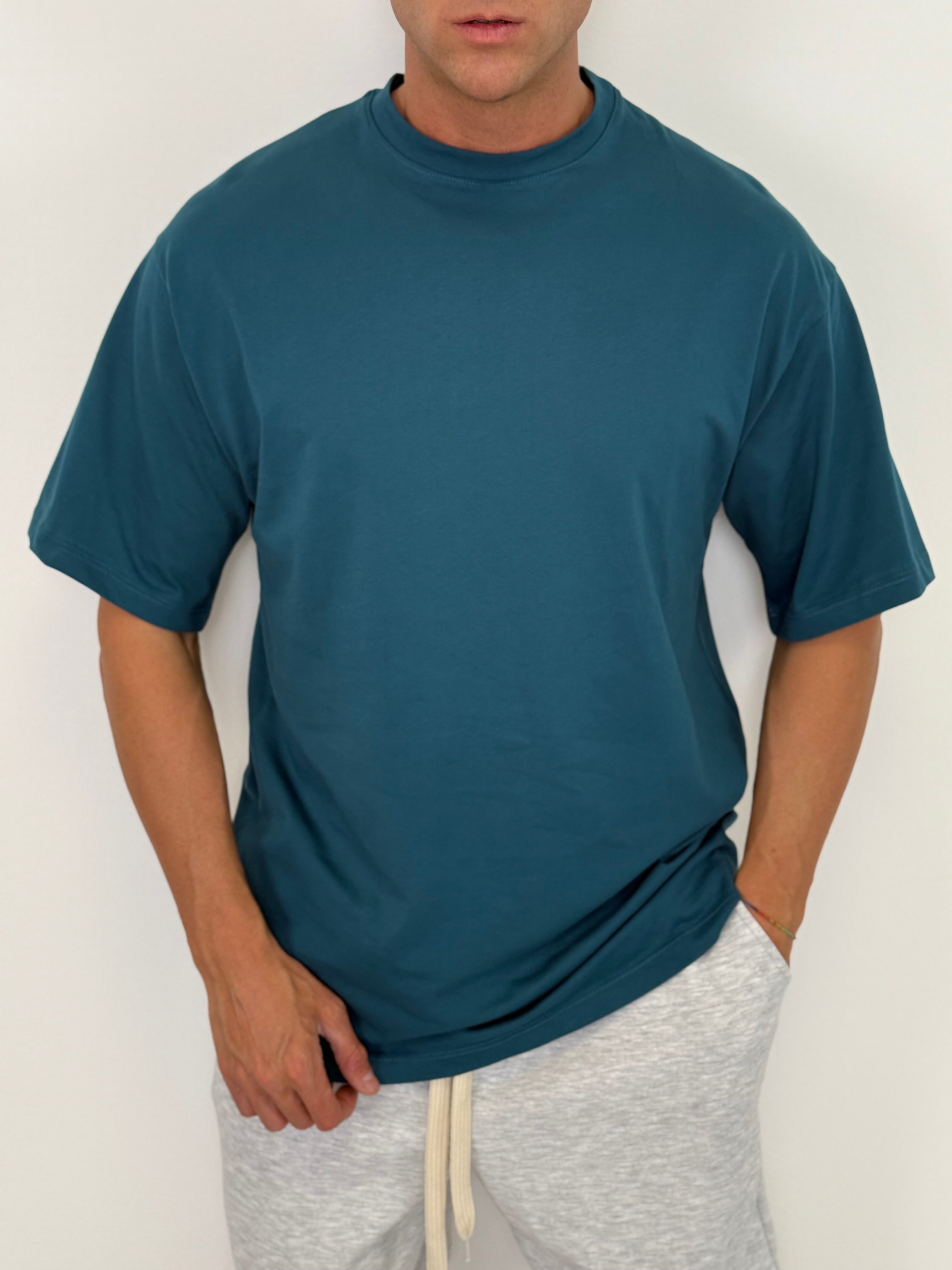 T-SHIRT OVER MADISON