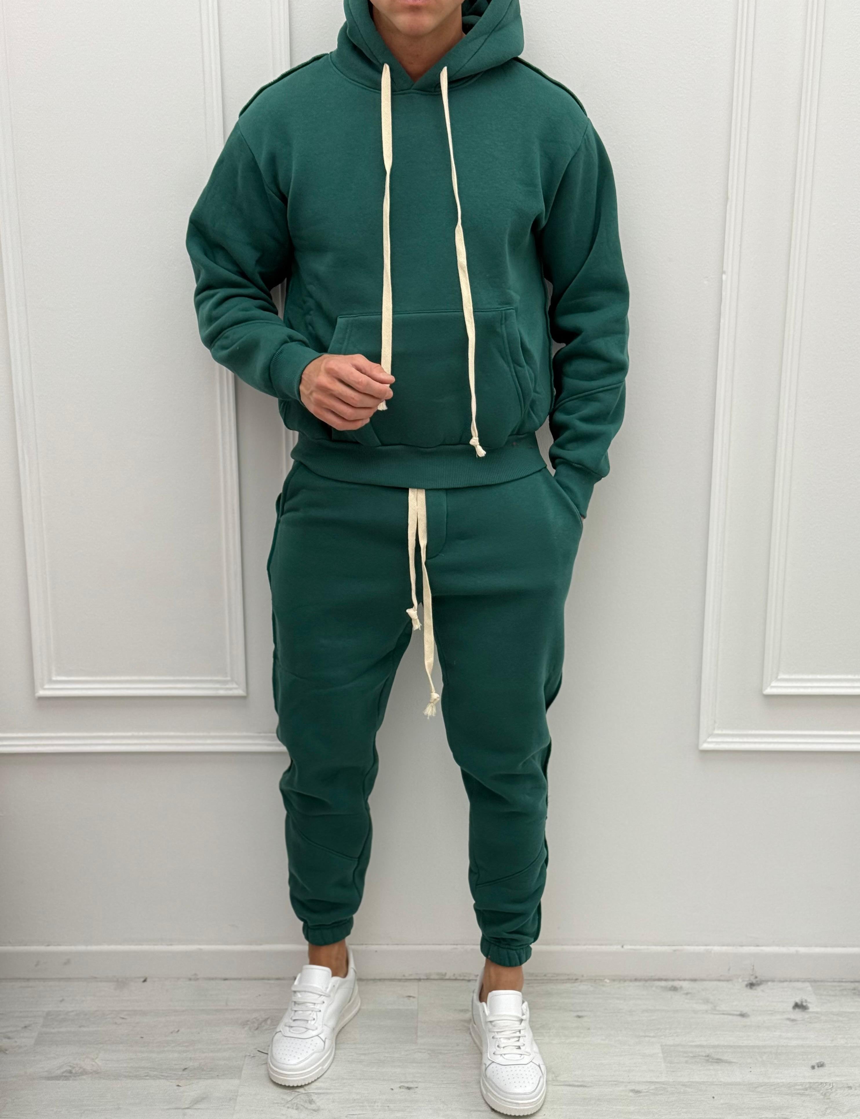 TUTA FELPATA RILIEVO - Colore bianco e rosa