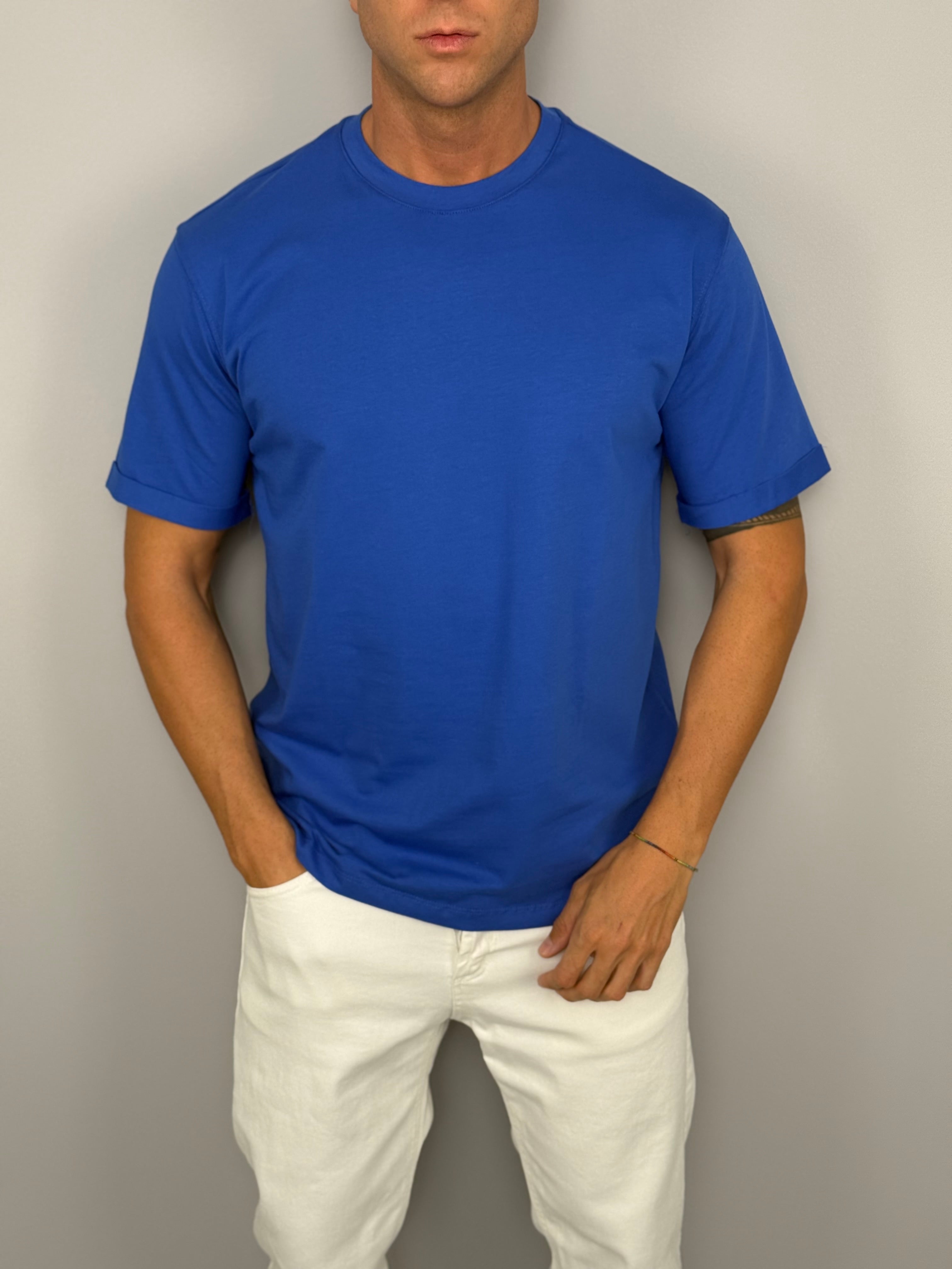 T-SHIRT MODERN RISVOLTINO