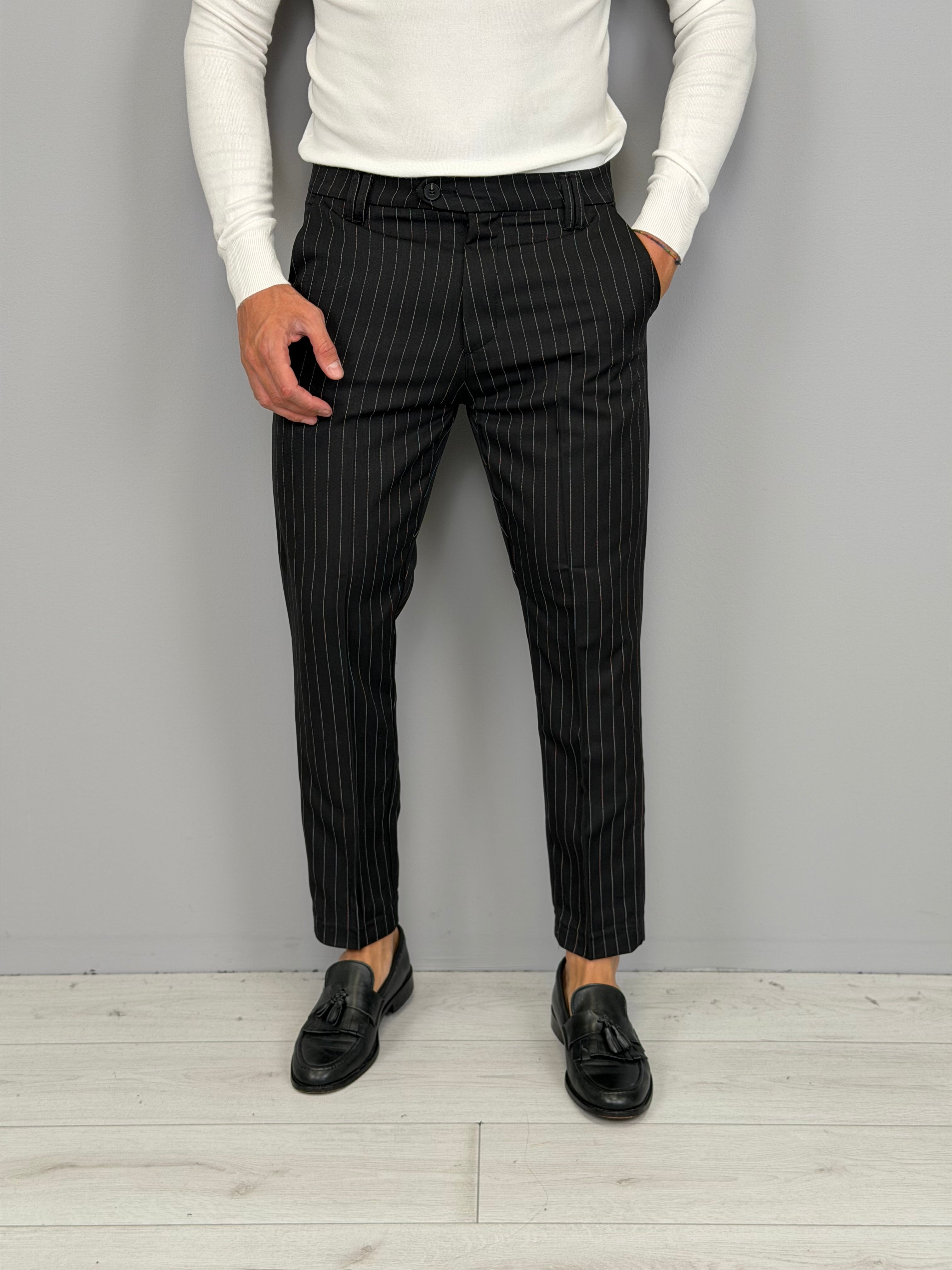 PANTALONE GESSATO TASCHE DIETRO