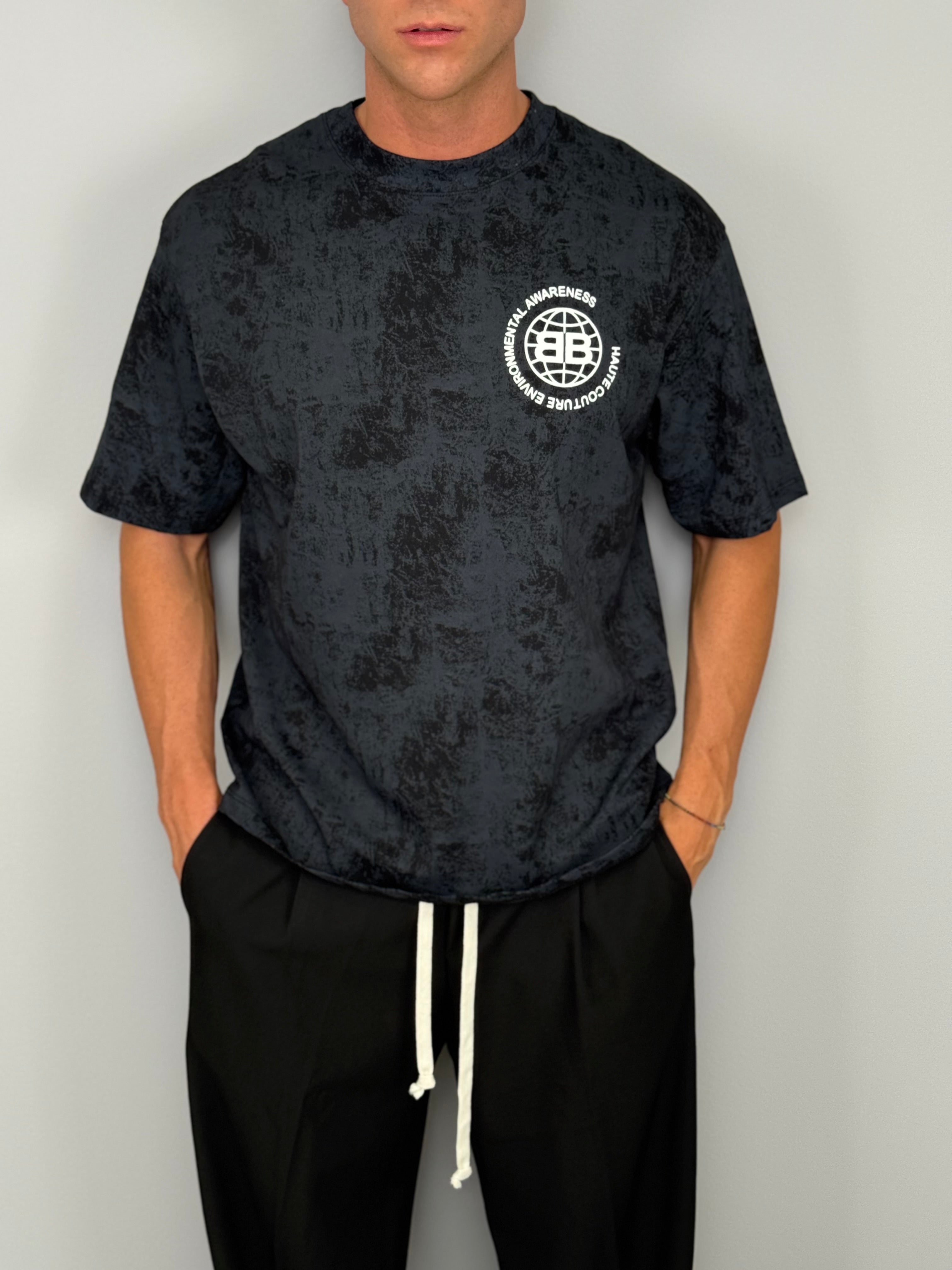 T-SHIRT OVER BUSINESS