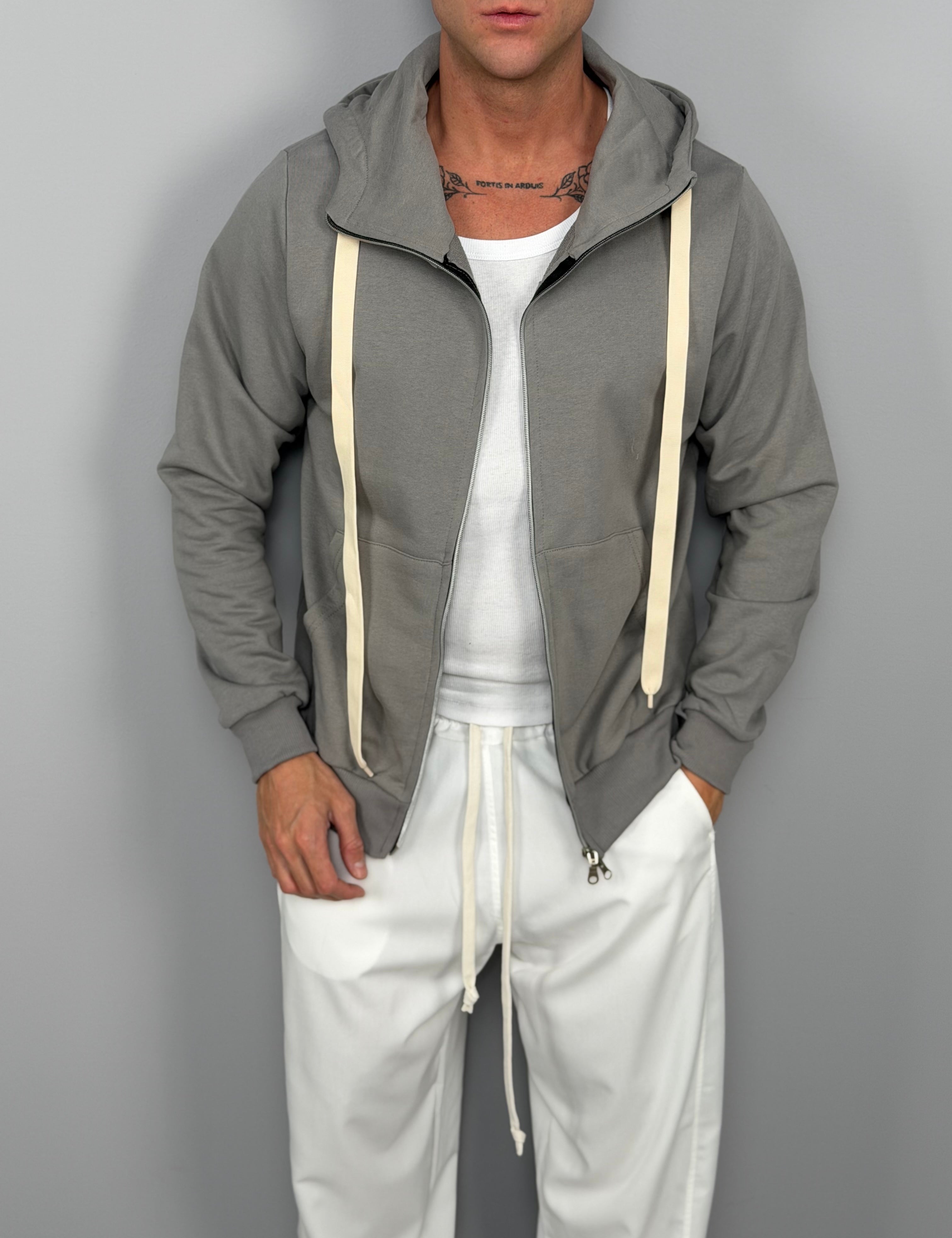 FELPA ZIP CAPPUCCIO GARZATA