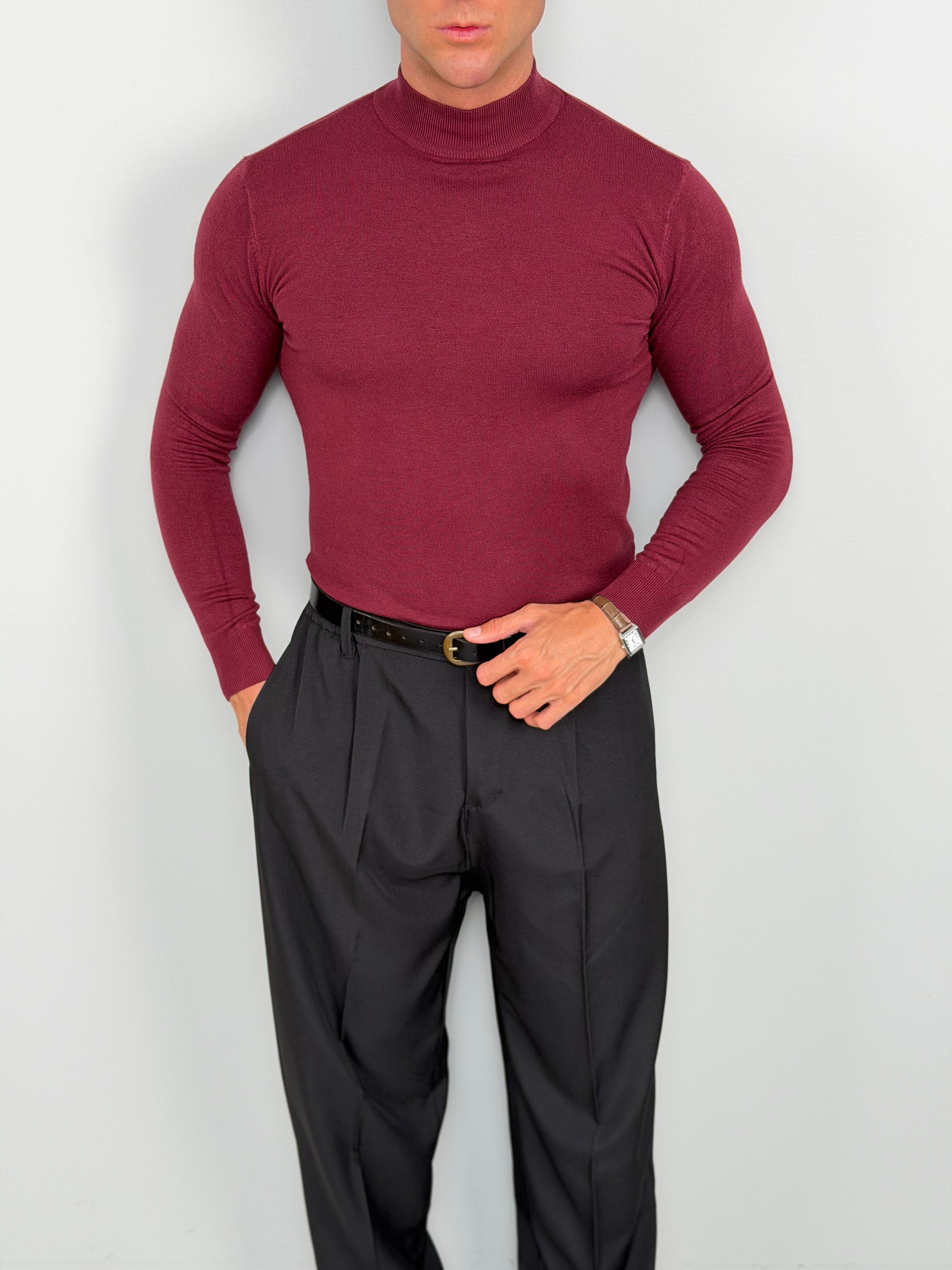 TURTLE NECK SWEATER