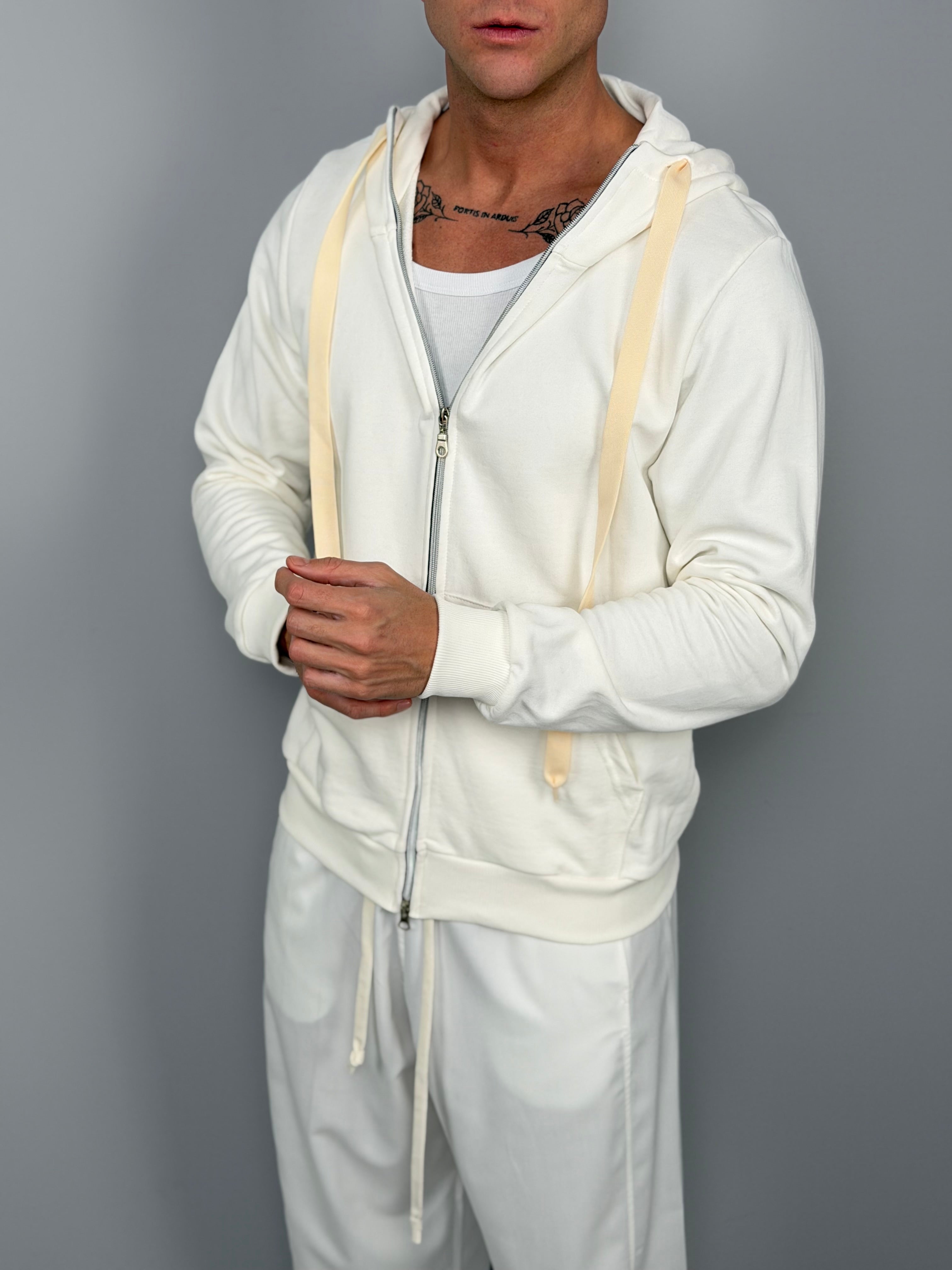 FELPA ZIP CAPPUCCIO GARZATA