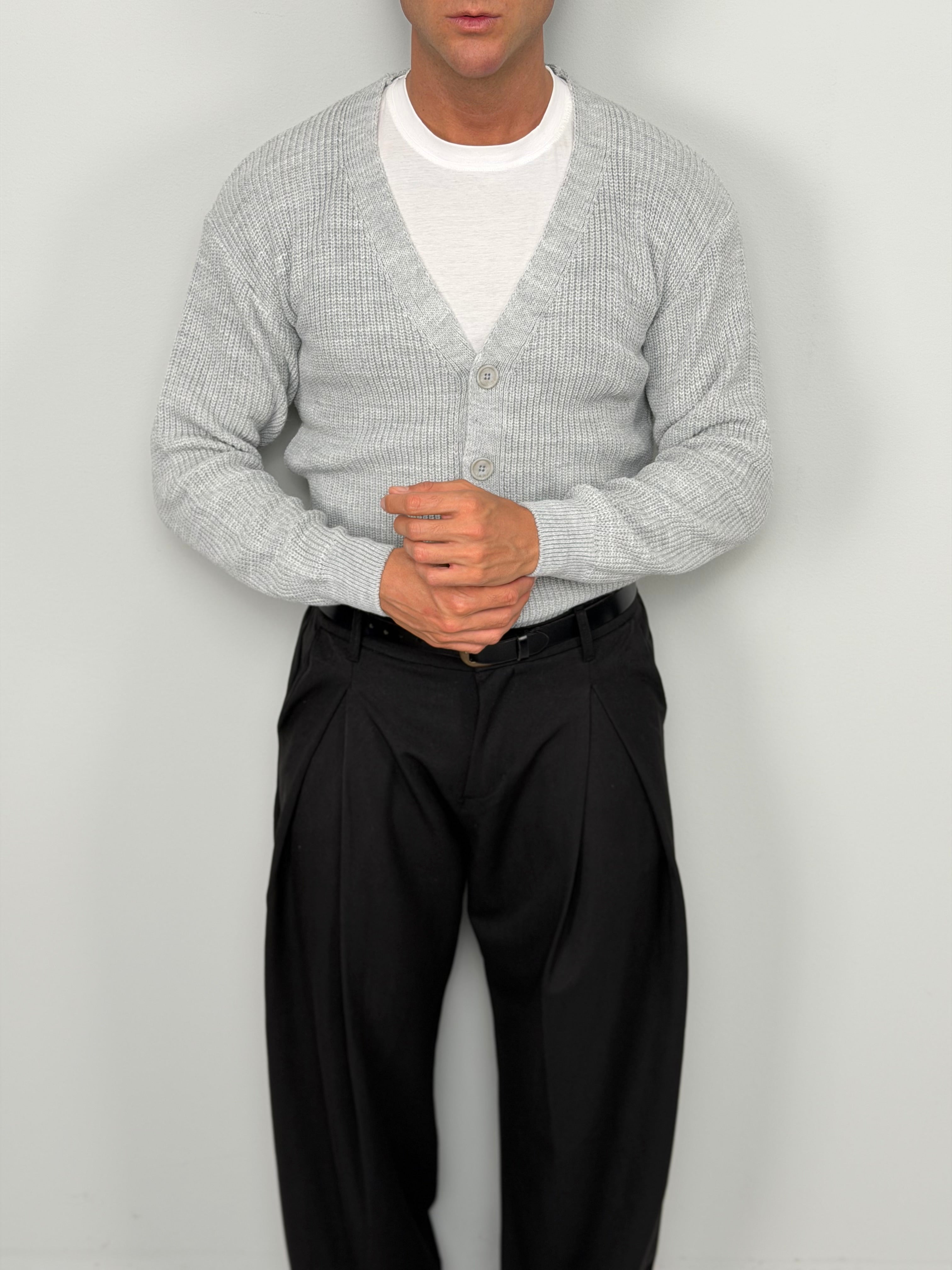 BASIC THREAD CARDIGAN