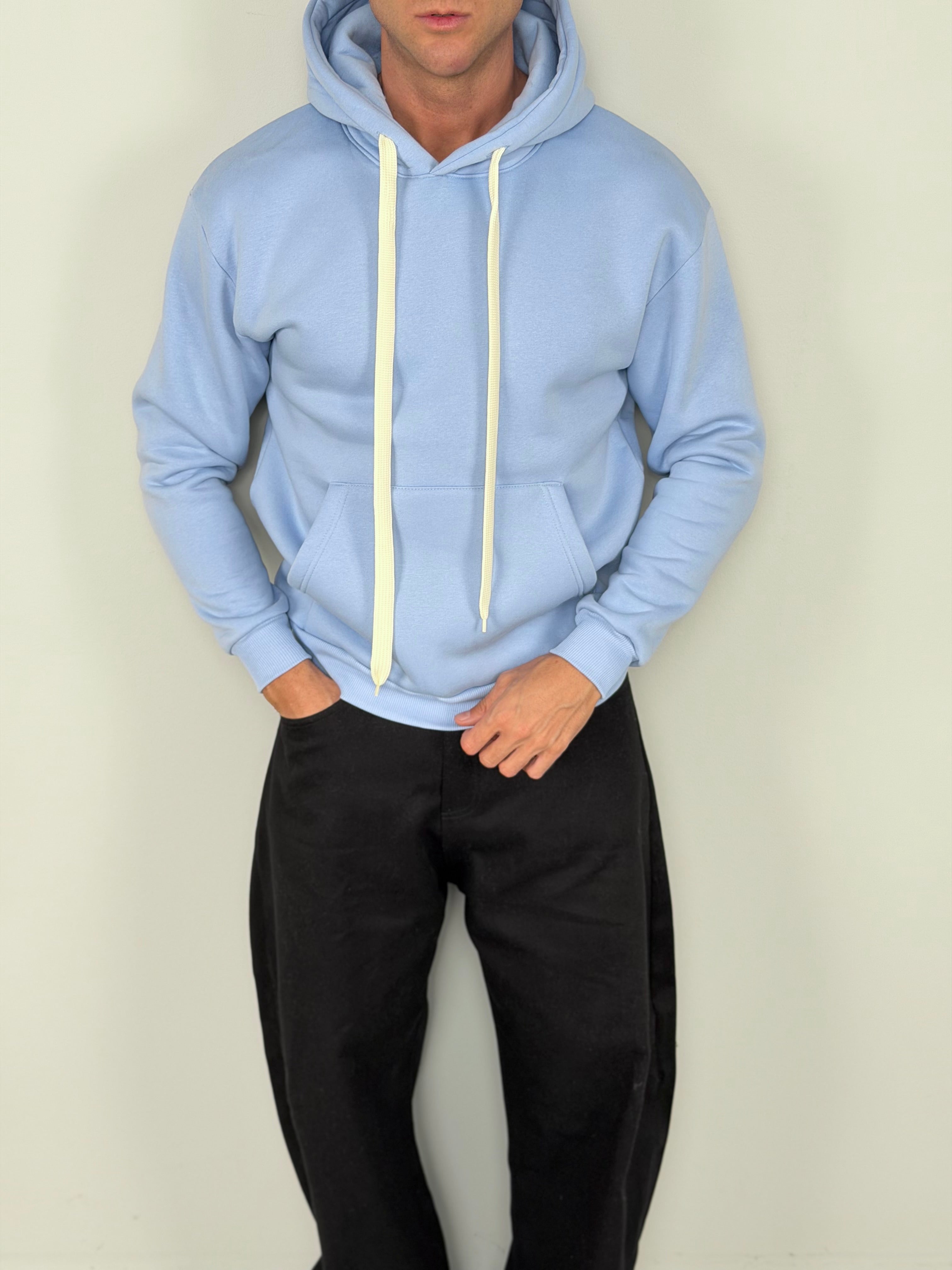 Sudadera básica con capucha de felpa