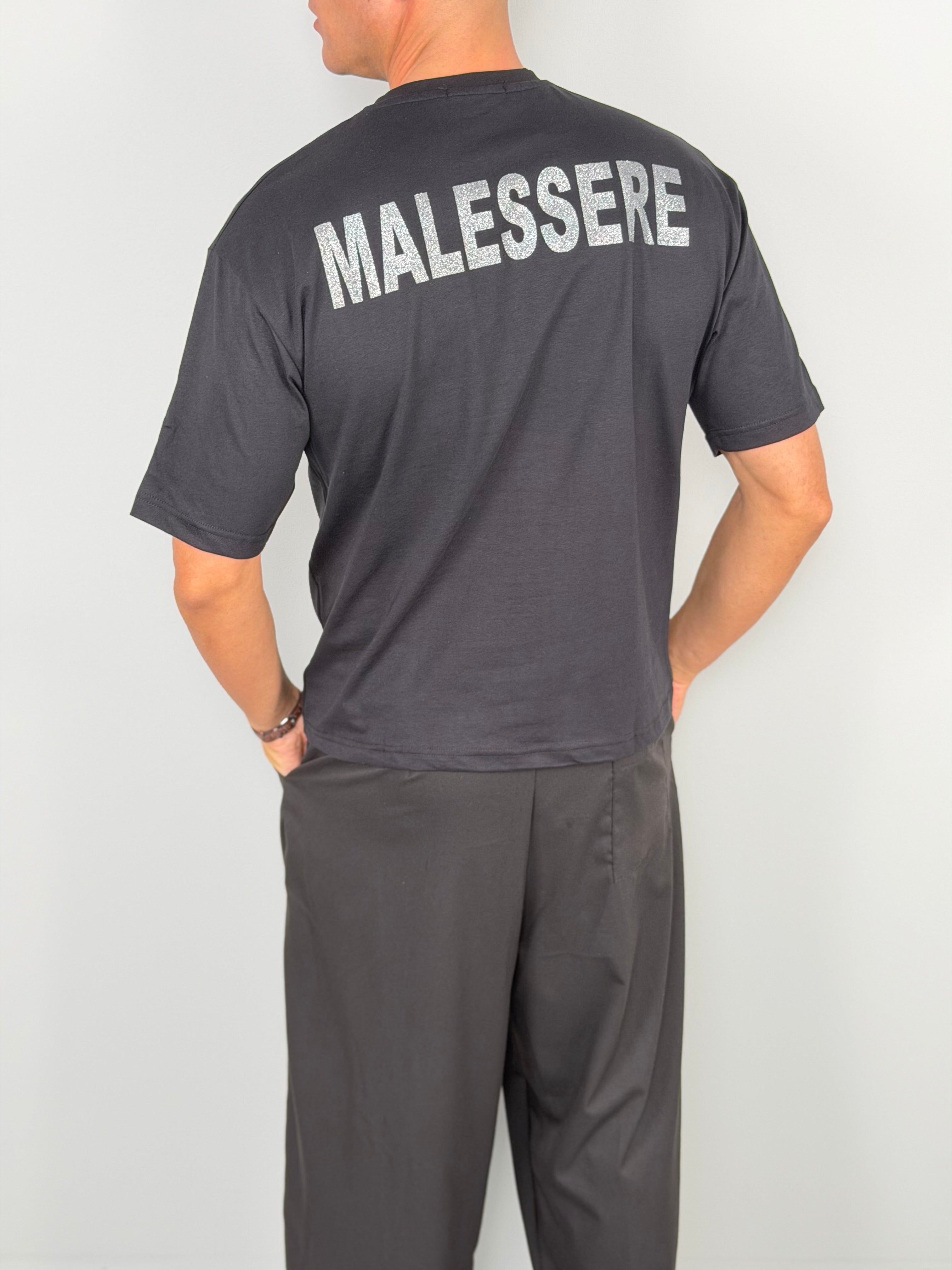 TRICOU CU INSCRIPȚIA V9
