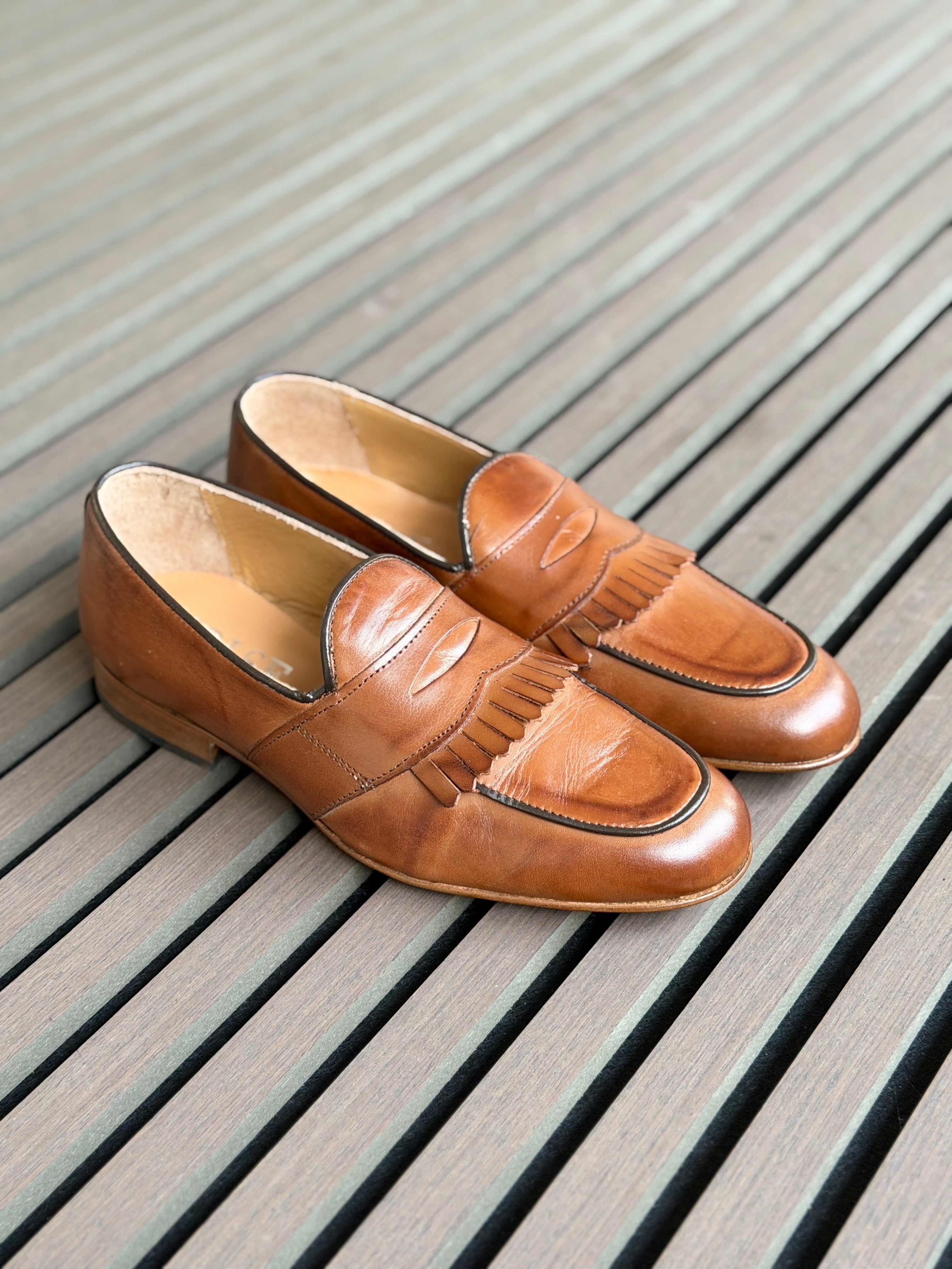 Mocasín de piel cuero