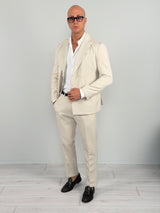 CLASSIC DOUBLE-BREASTED SUIT