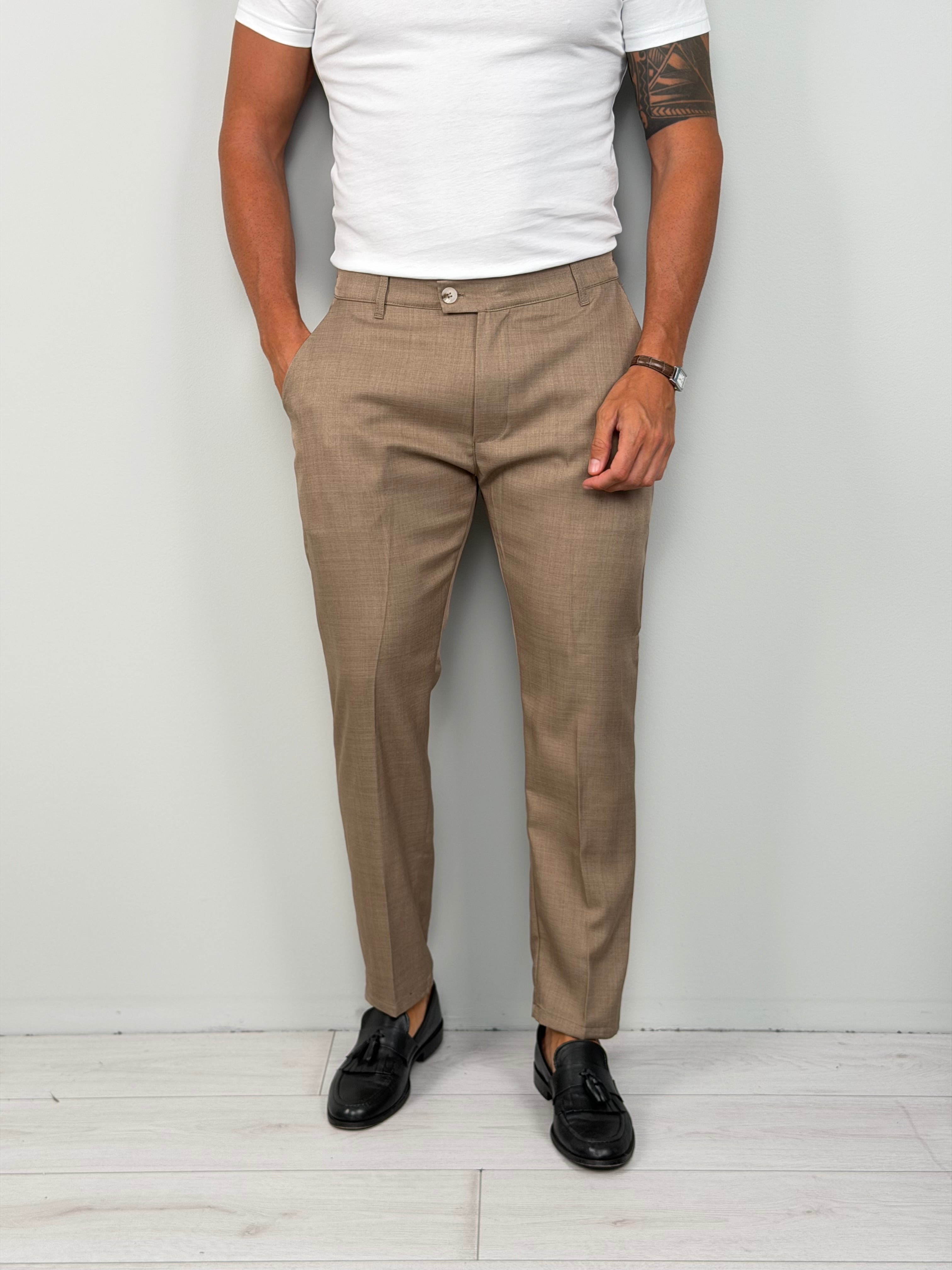 PANTALÓN MOD CAPRI DESGASTADO