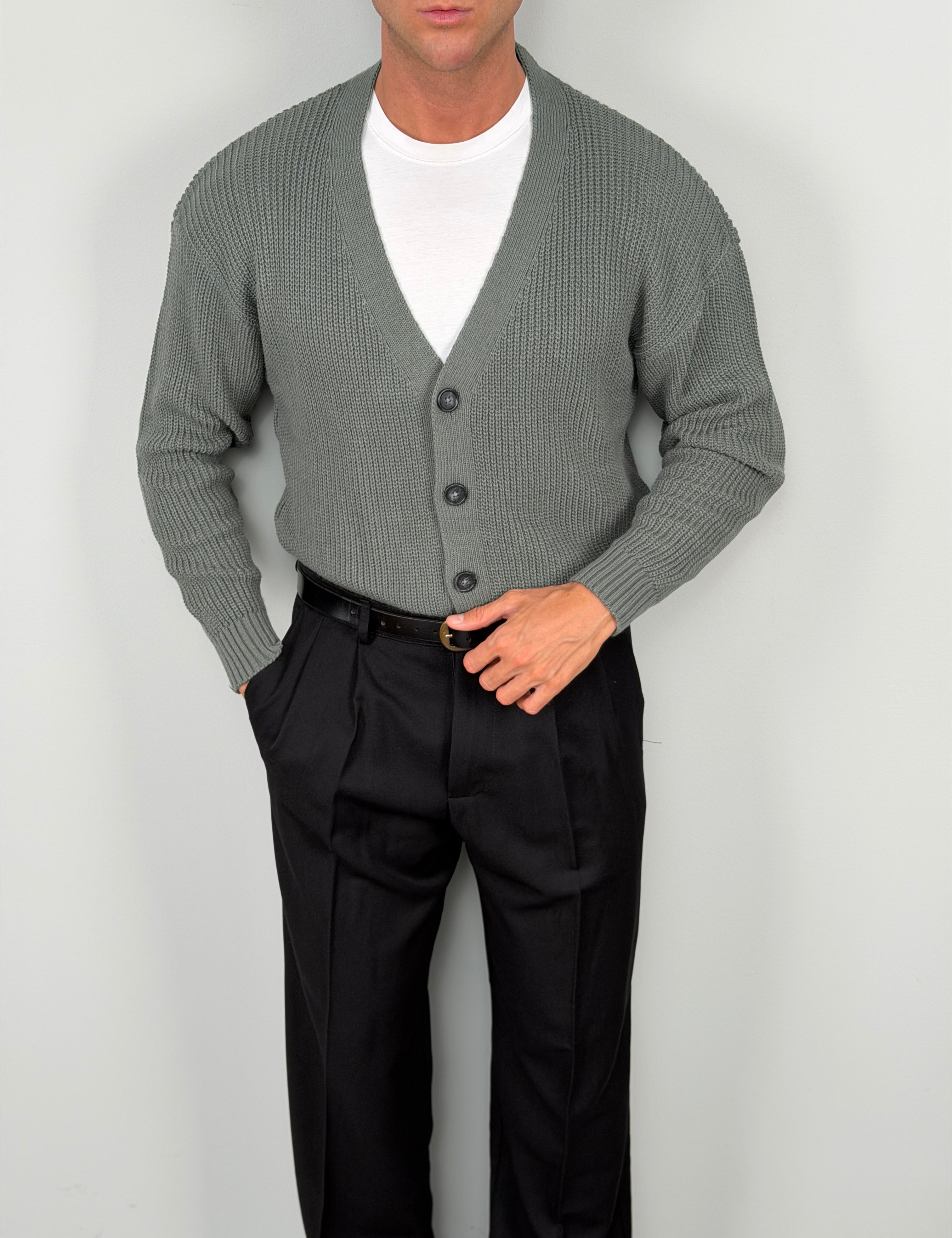 BASIC KNIT CARDIGAN