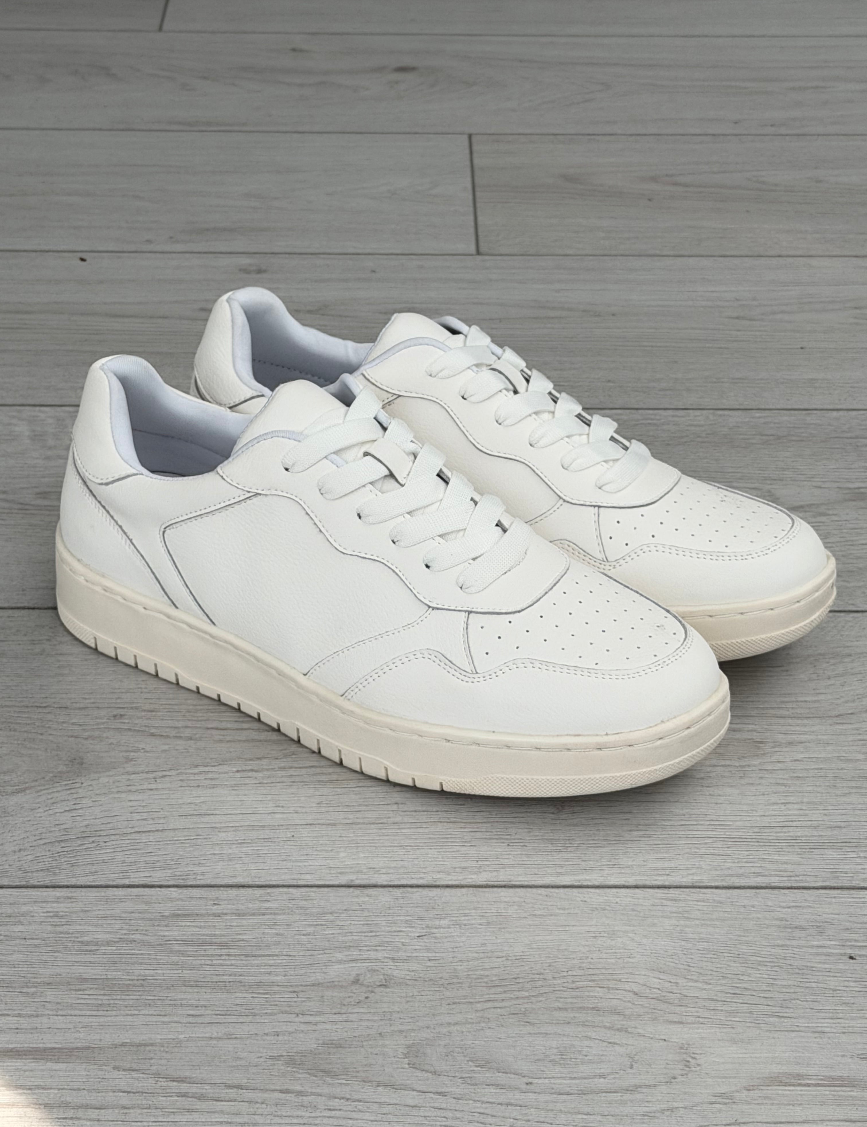 LOWER LEATHER SNEAKERS