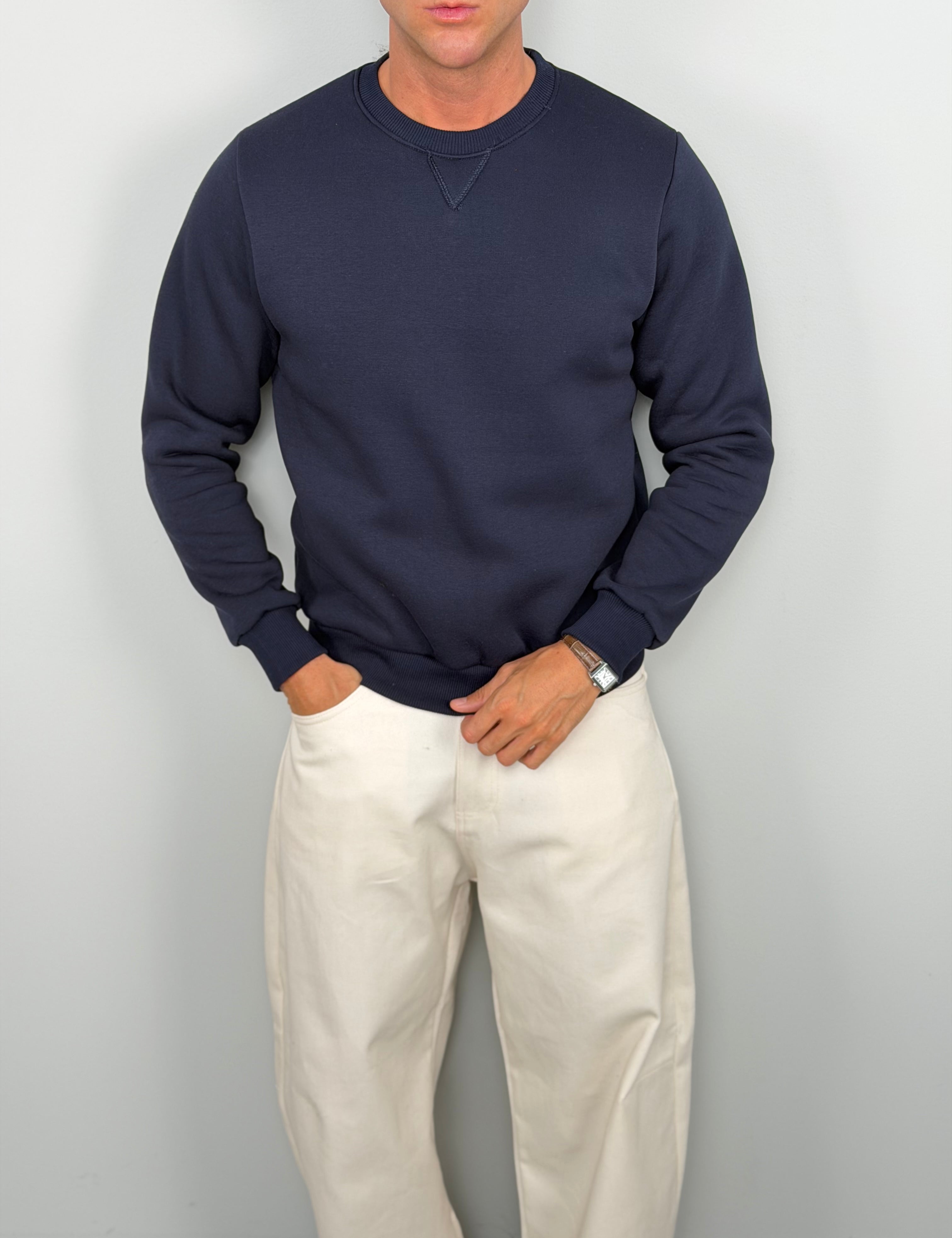 FLEECE-SWEATSHIRT MIT RUNDHALSAUSSCHNITT
