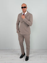 CLASSIC DOUBLE-BREASTED SUIT