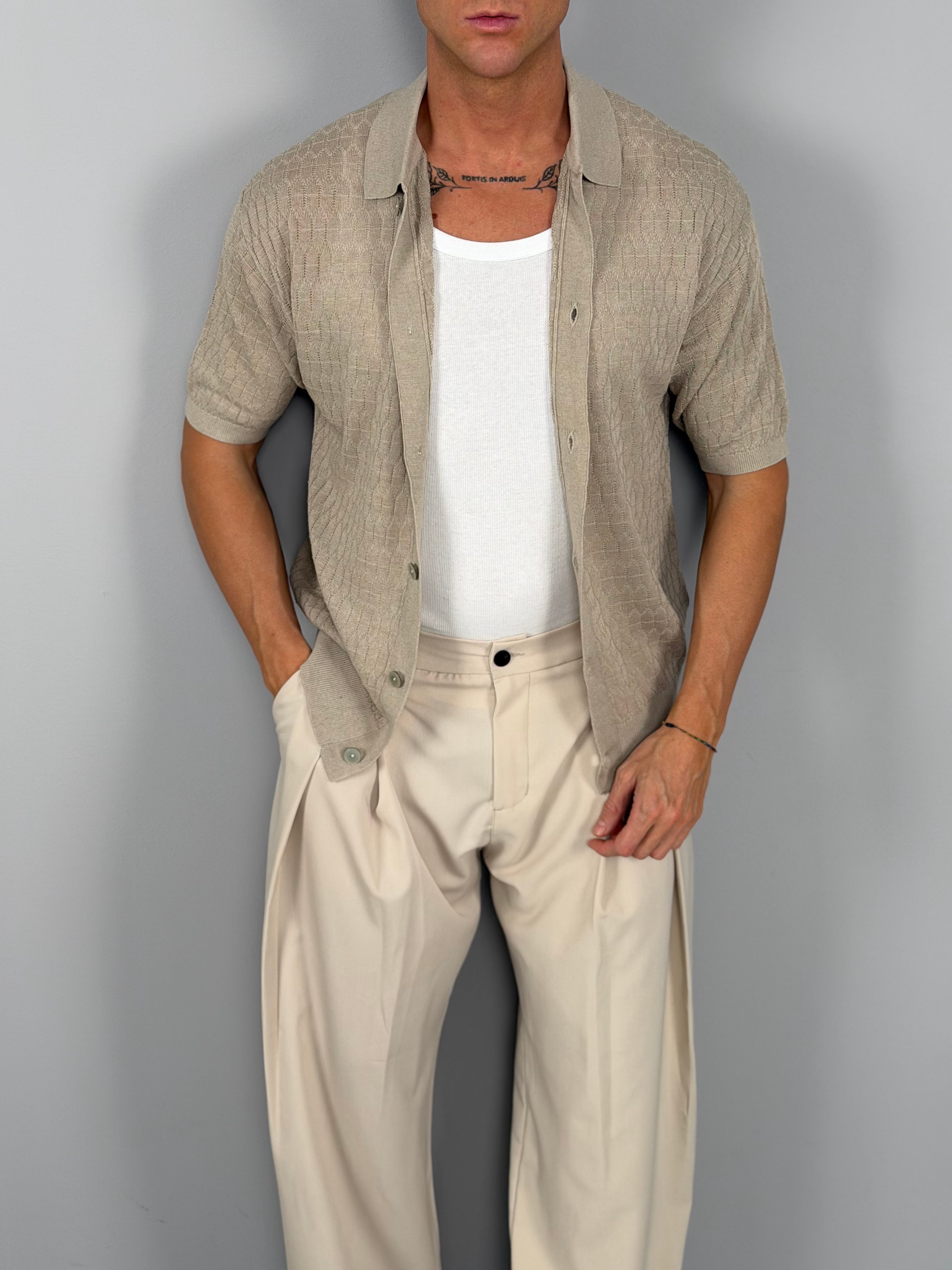 CÁMISA DE PUNTO ESENCIAL