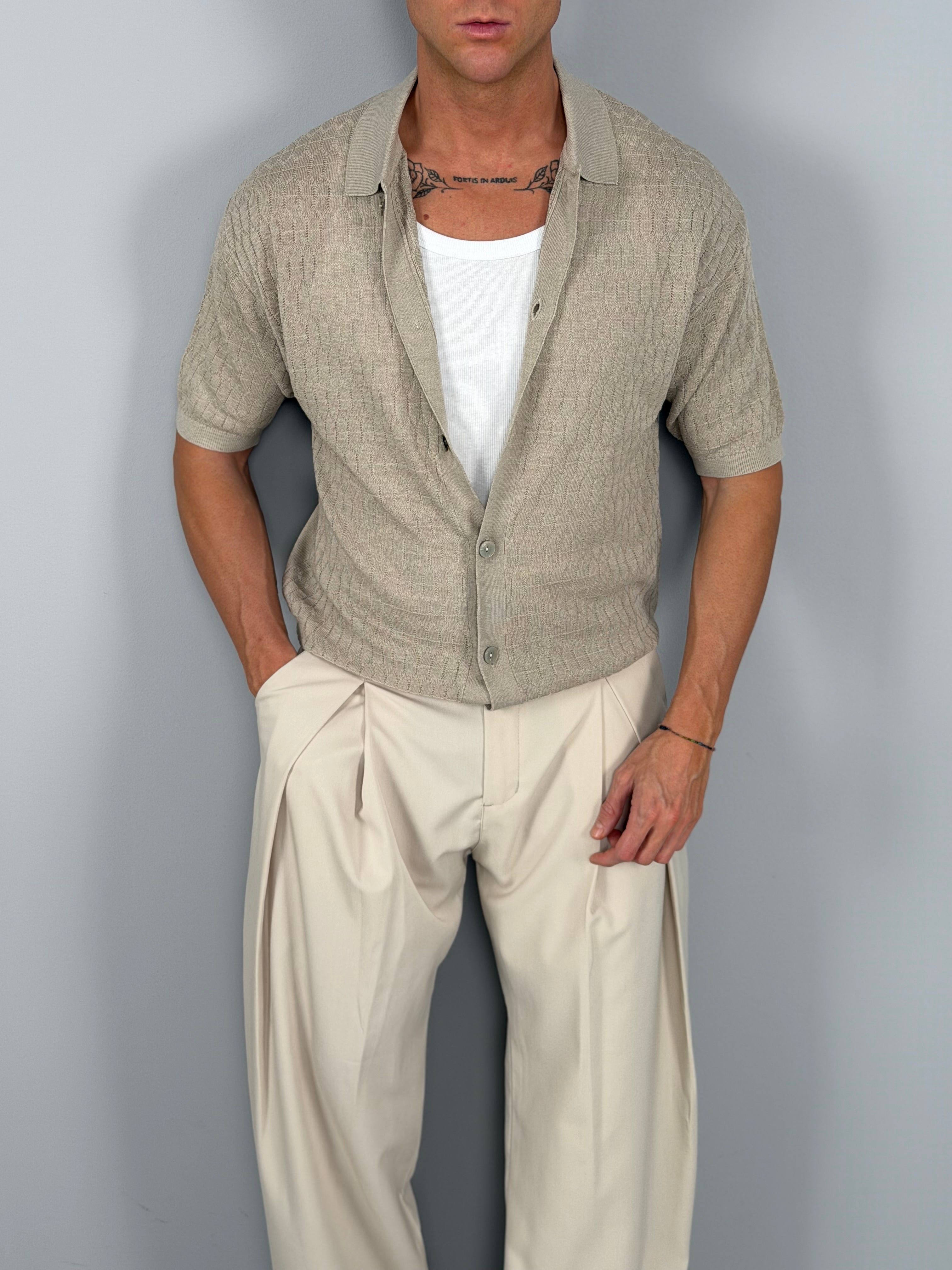 CÁMISA DE PUNTO ESENCIAL