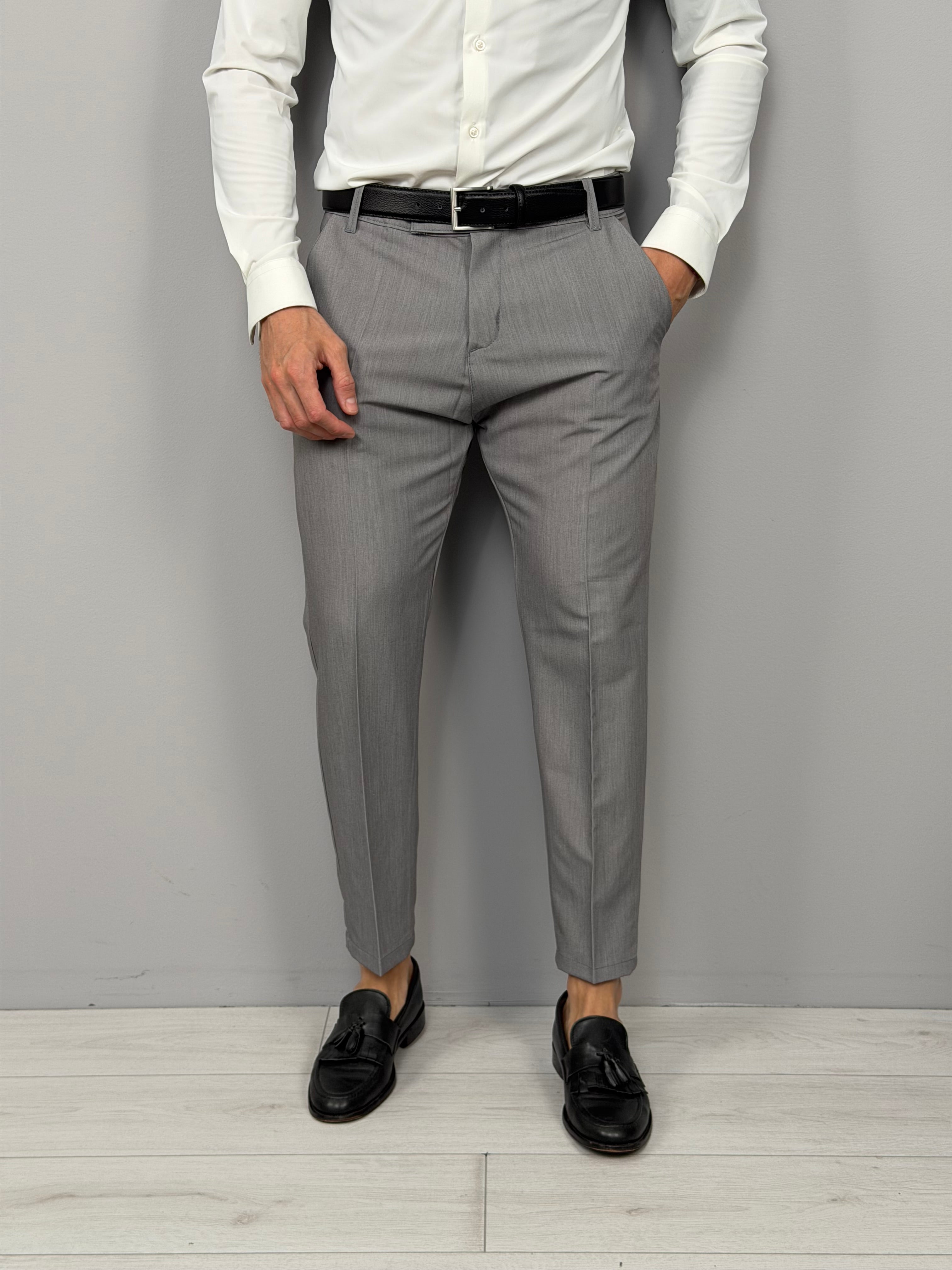 PANTALONE MOD CAPRI BASIC.