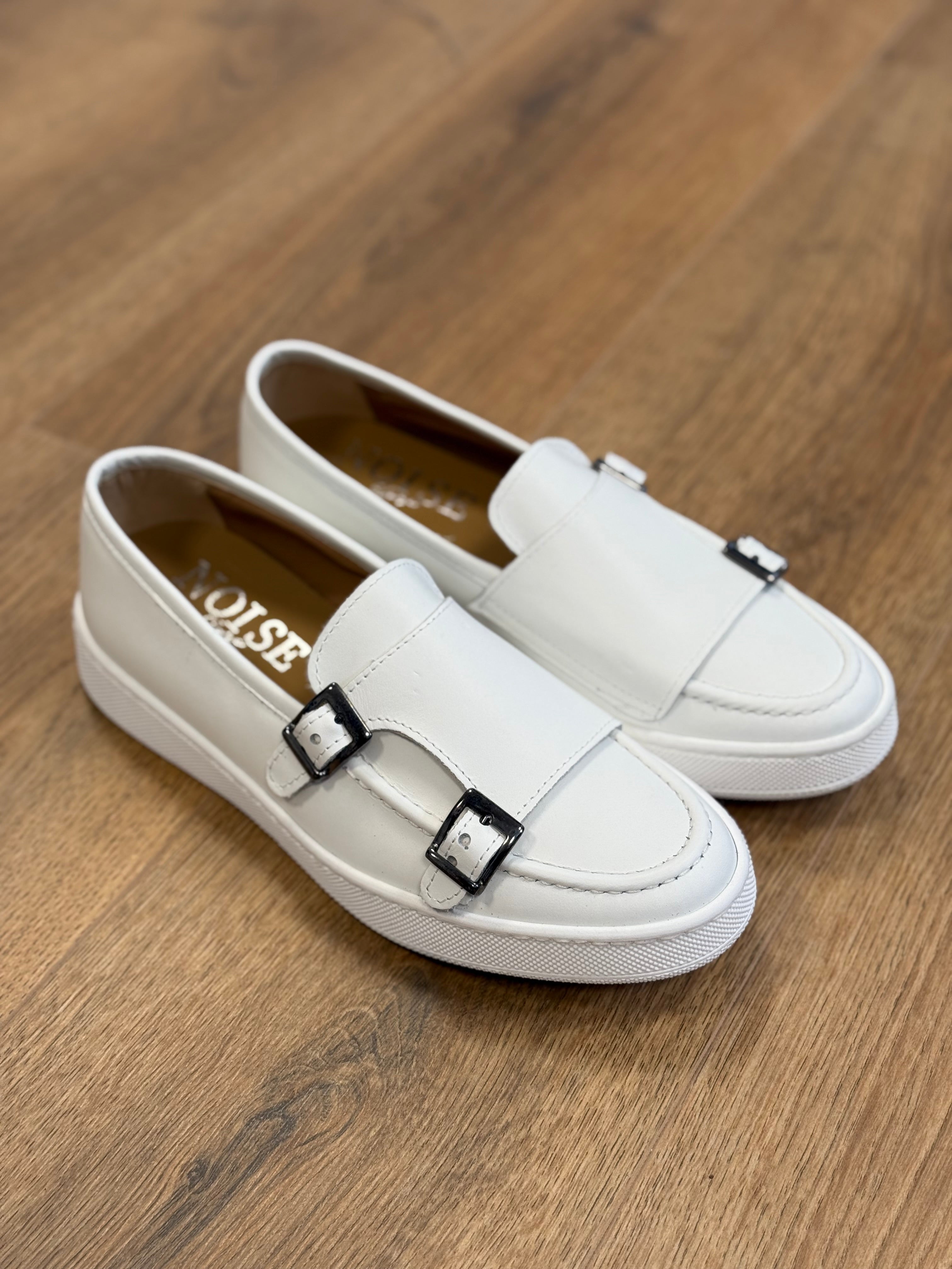 MOCCASSIN EN CUIR BLANC DE SEATTLE