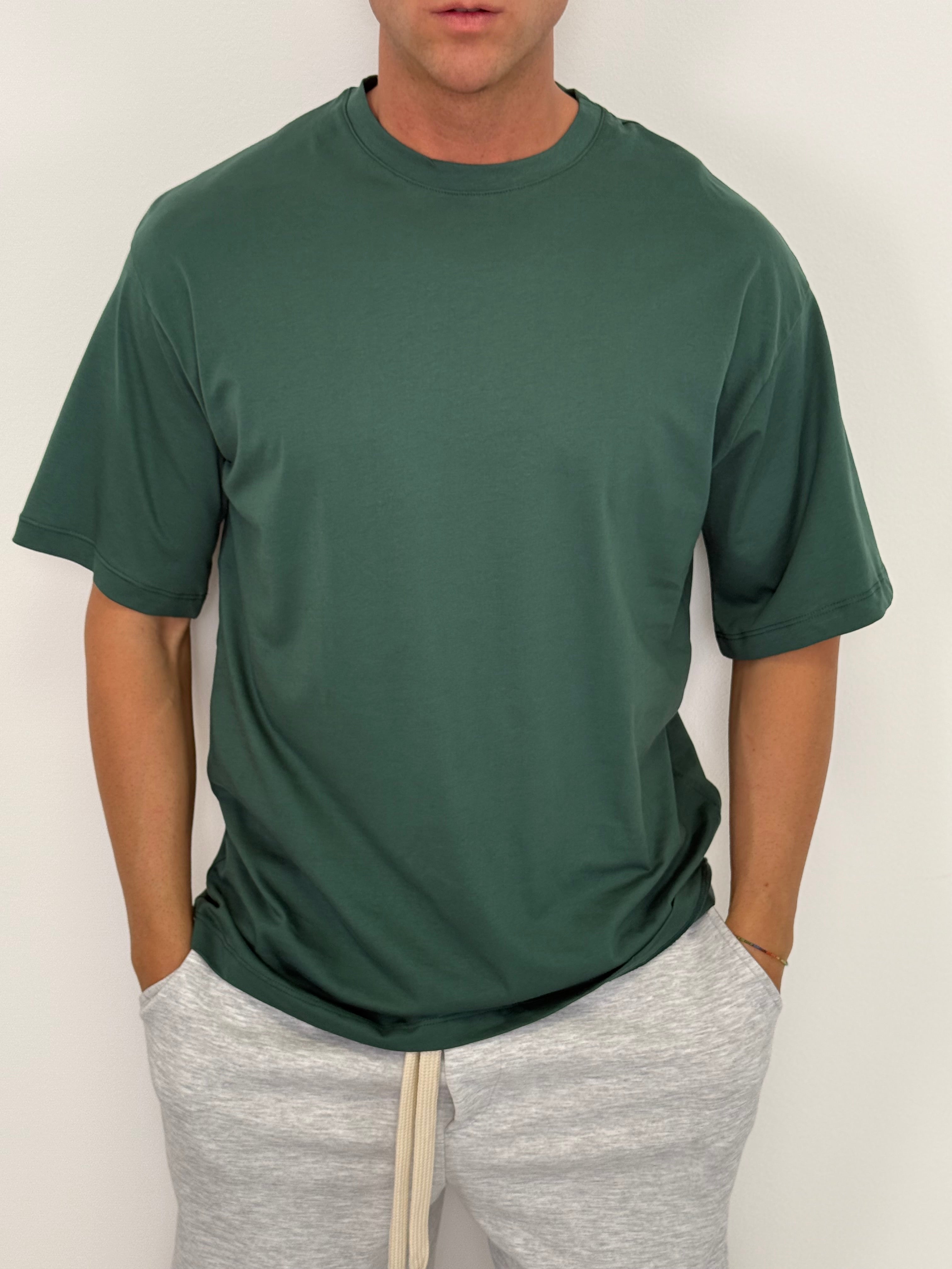 T-SHIRT OVER MADISON