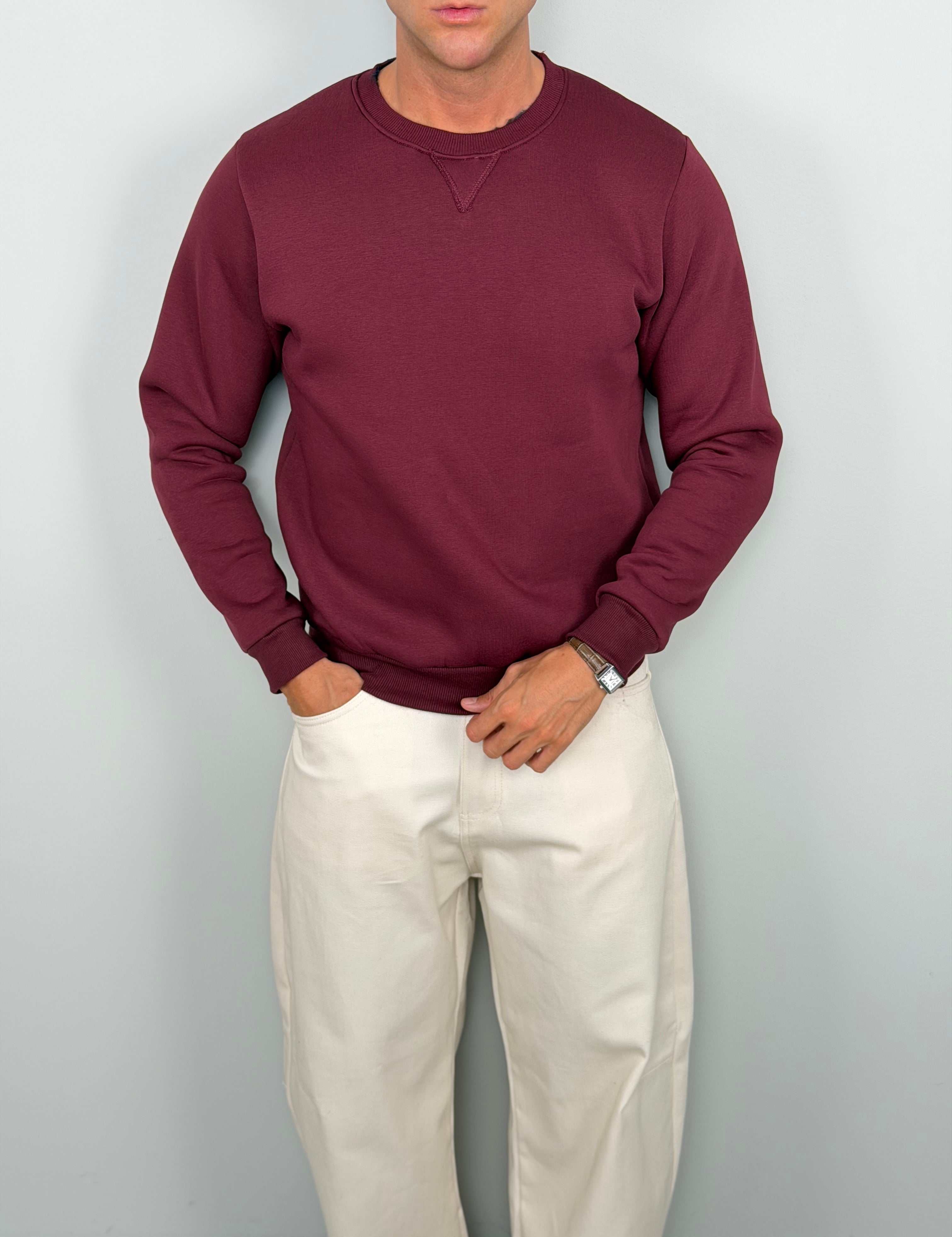 FLEECE-SWEATSHIRT MIT RUNDHALSAUSSCHNITT