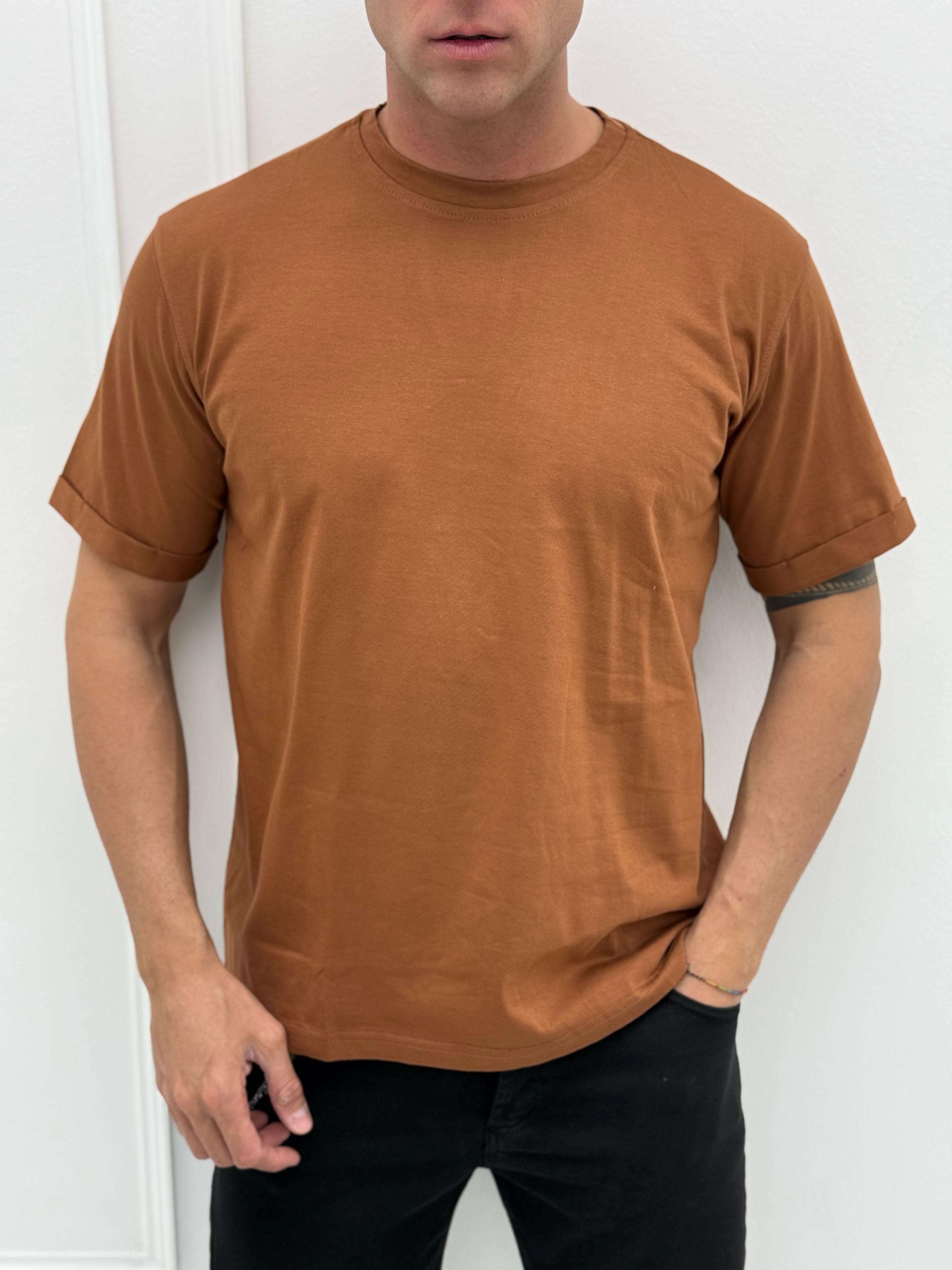 T-SHIRT MODERN RISVOLTINO