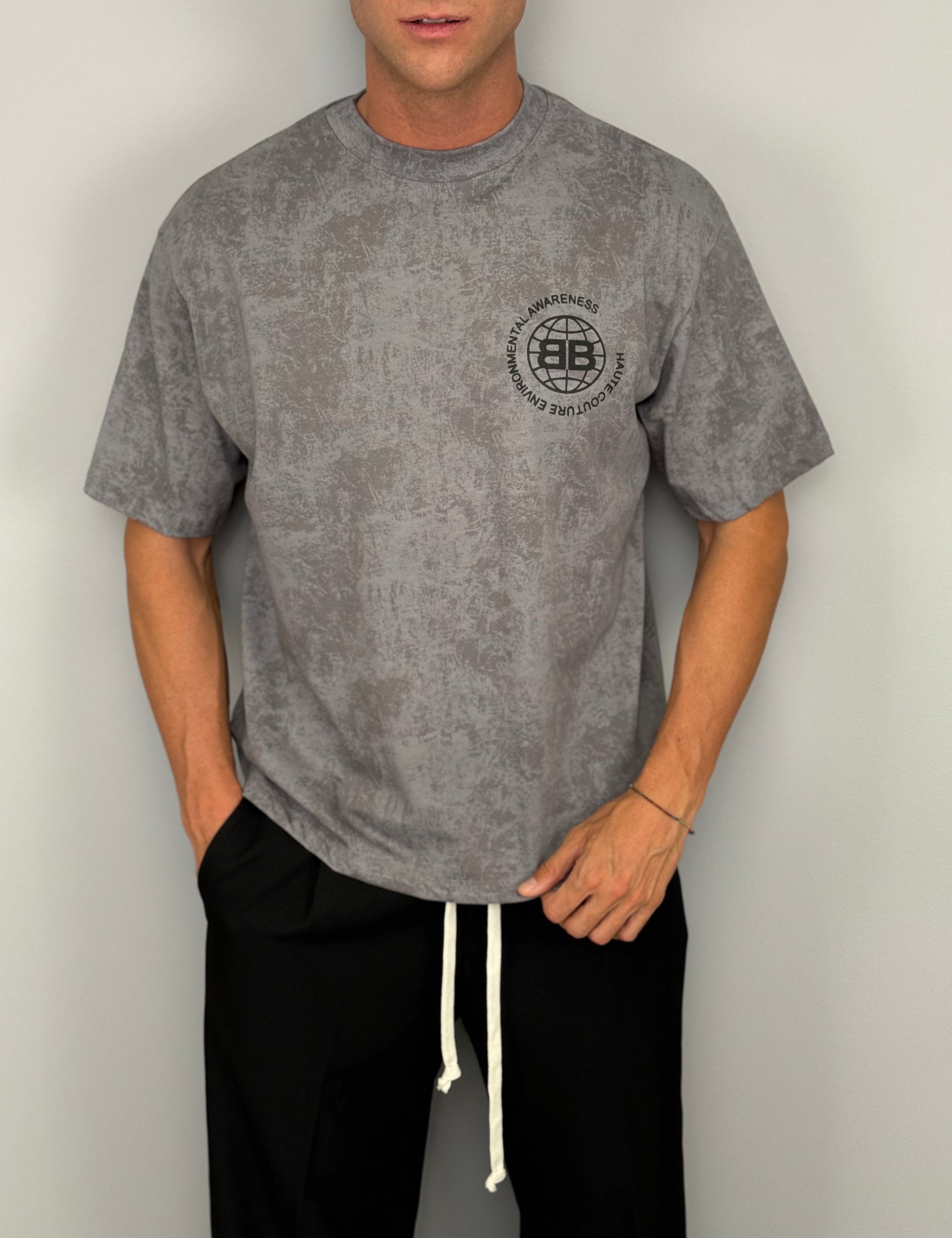 T-SHIRT OVER BUSINESS