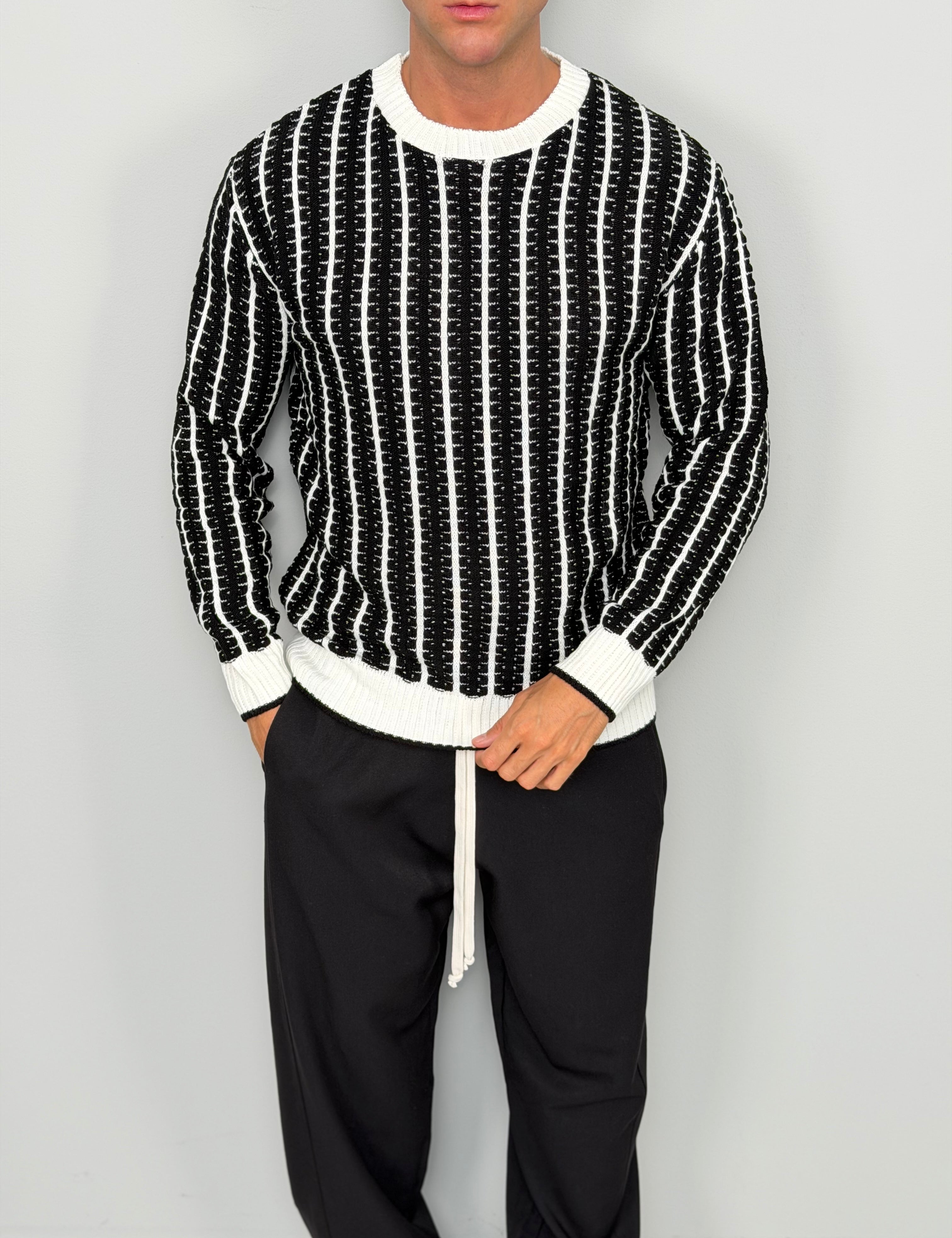 FROST WOOL SWEATER