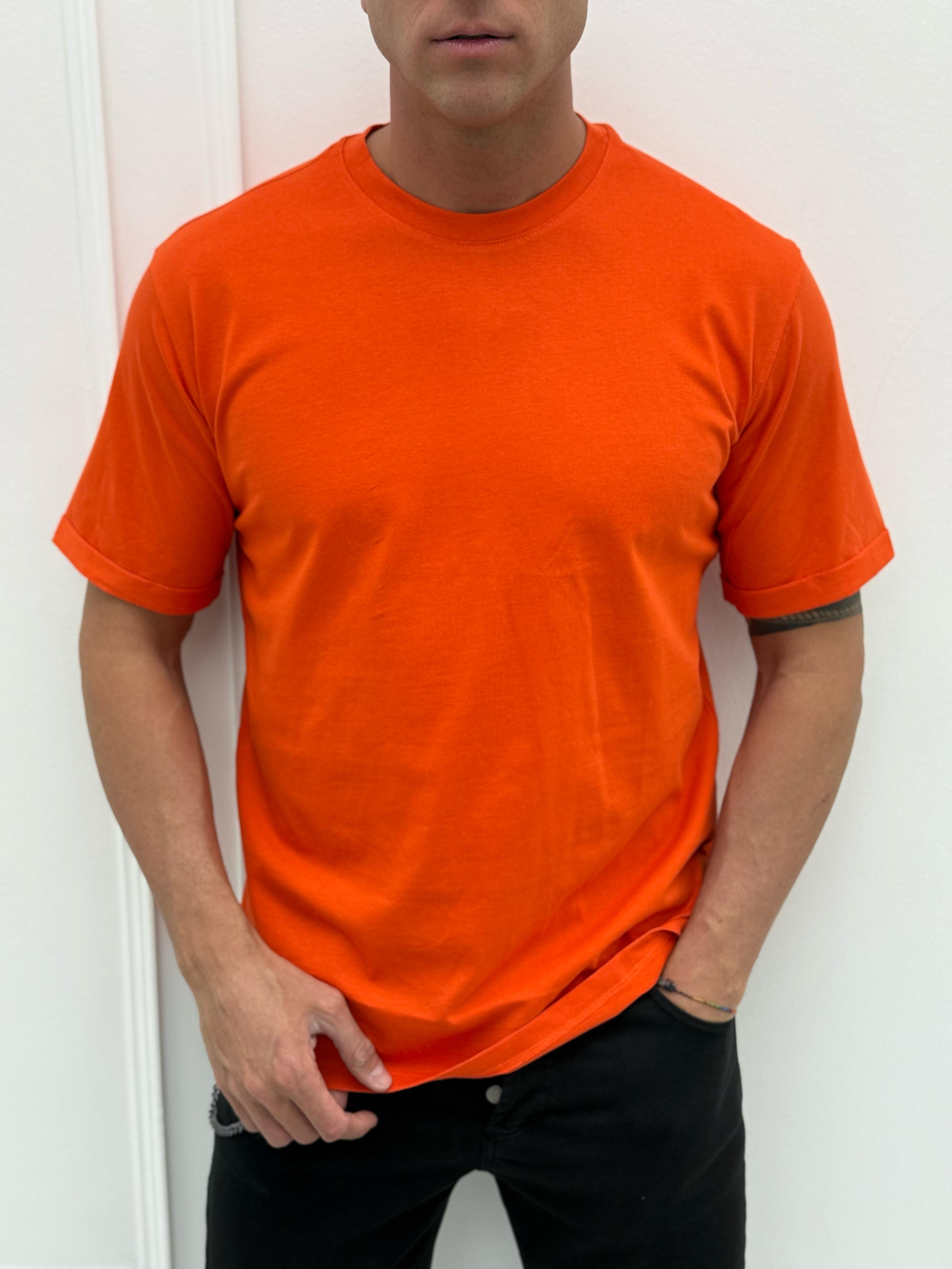 T-SHIRT MODERN RISVOLTINO