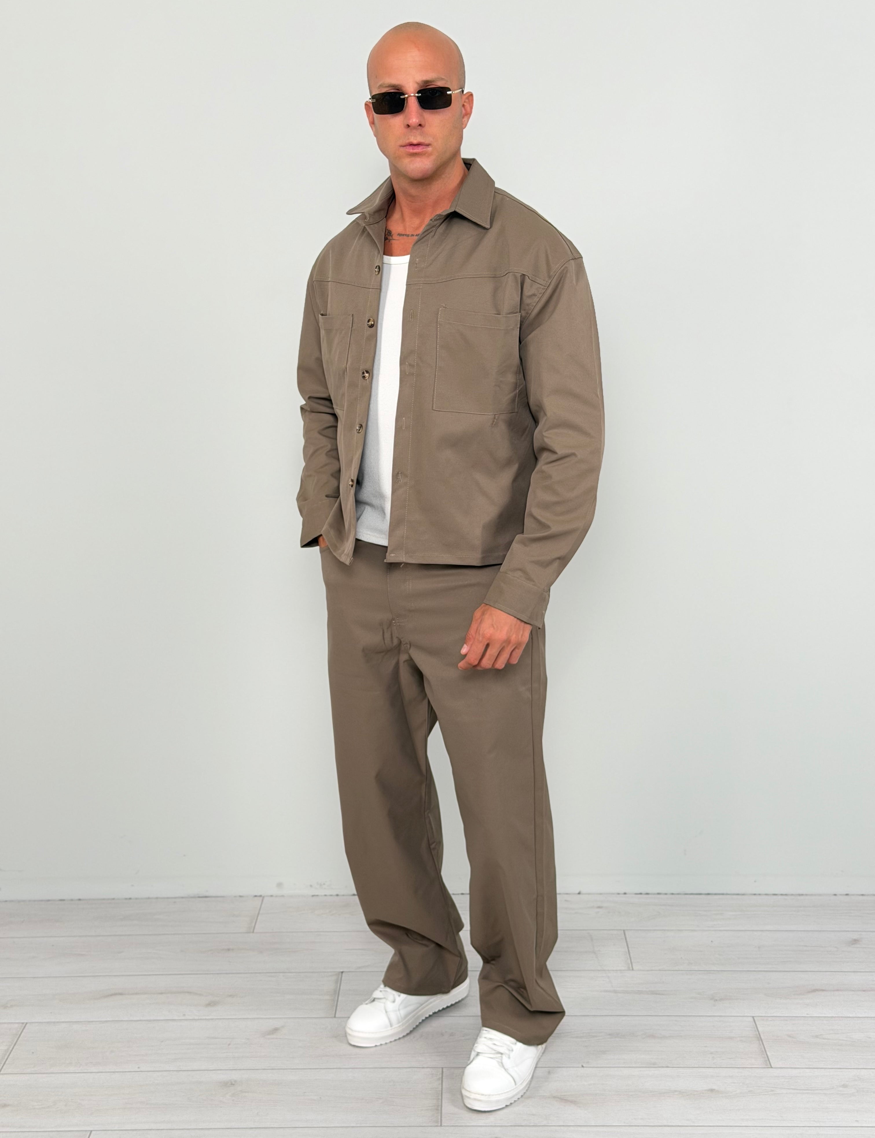 ENSEMBLE UNIFORME AMPLE