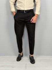 Pantalón de lino modelo Capri con vuelta