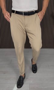 PANTALÓN MOD CAPRI CON BOTONES - BOLSILLOS TRASEROS
