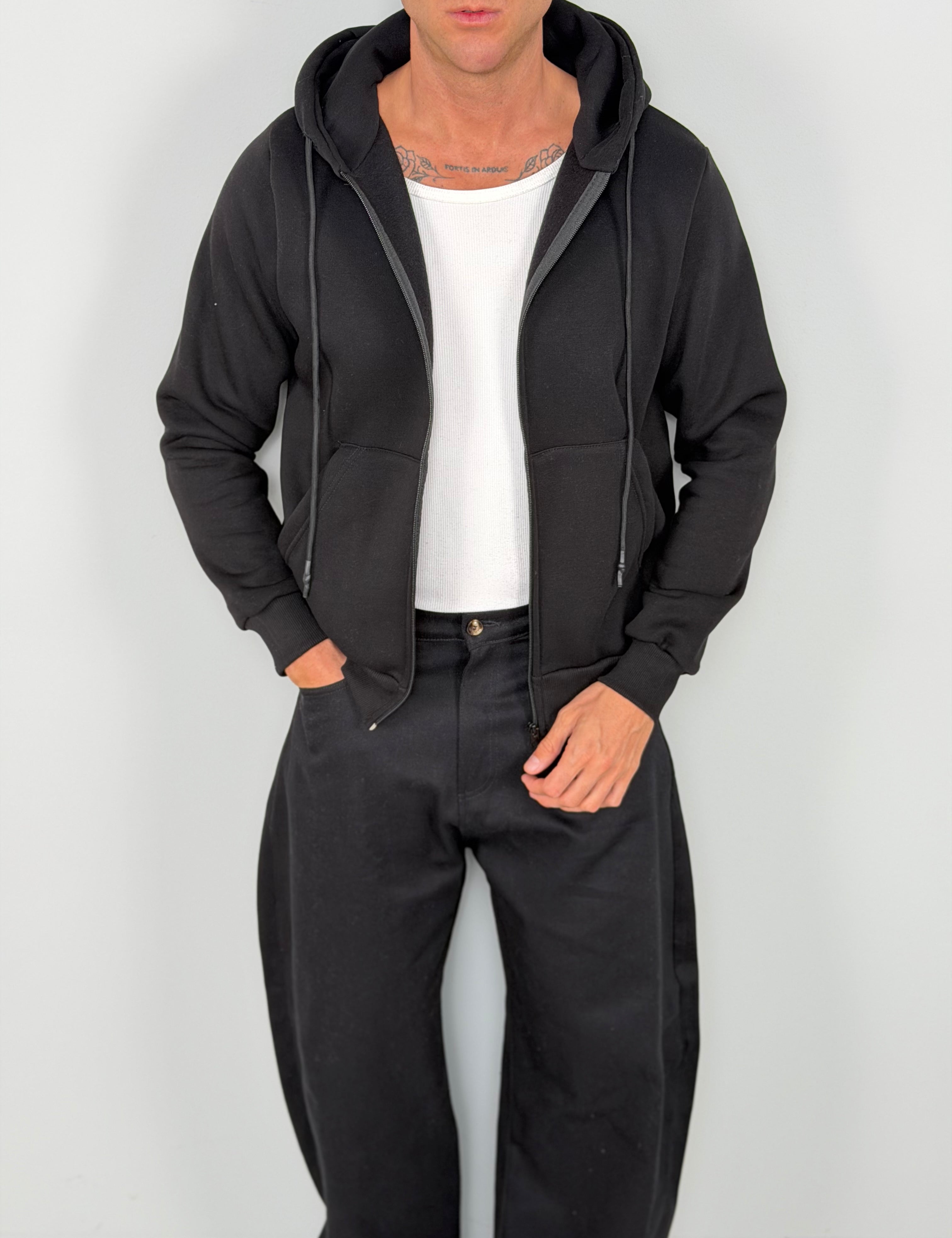 Gefüttertes Sweatshirt mit Round-Reißverschluss