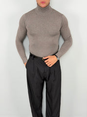 Rollkragen-Feinstrickpullover