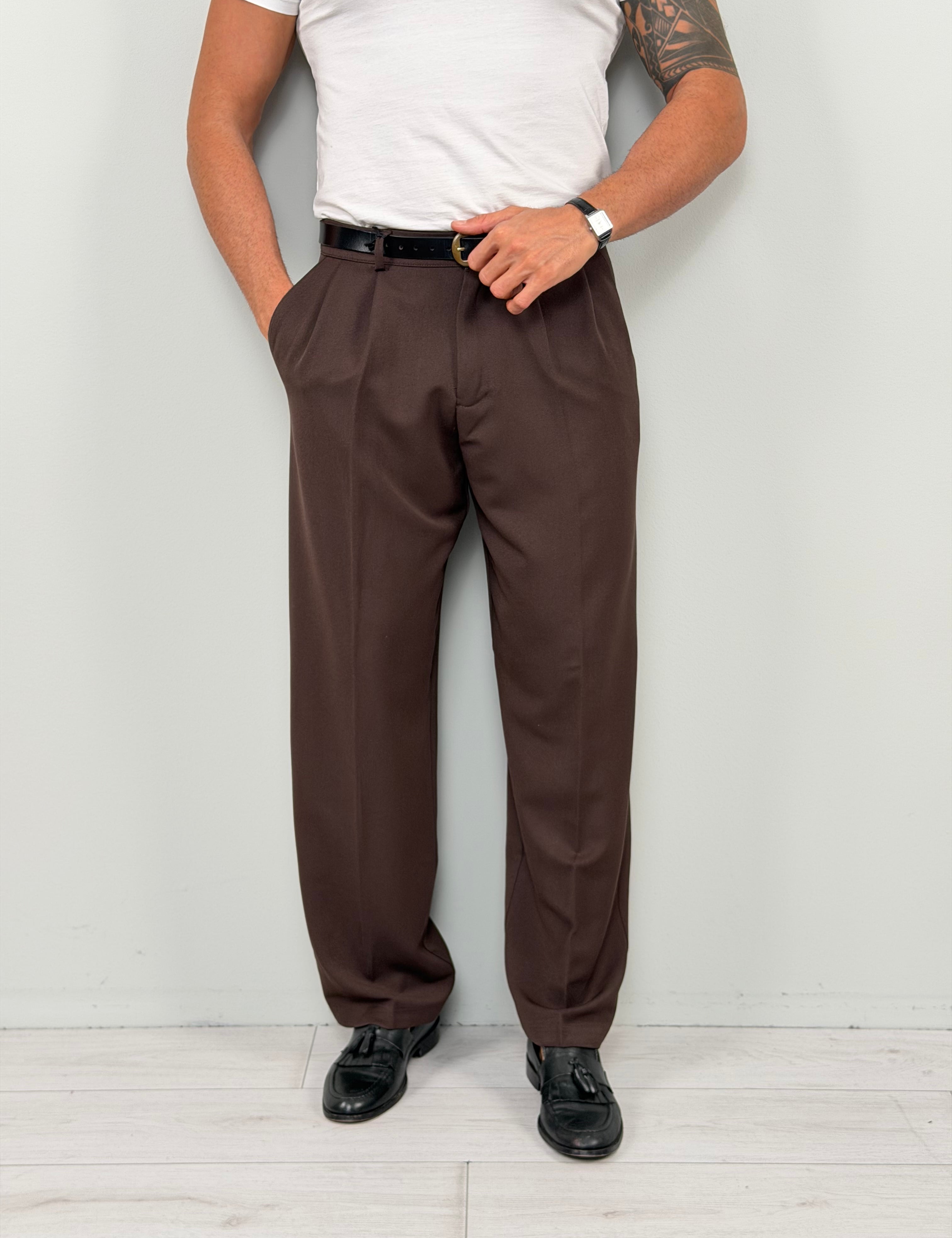 WIDE BUSINESS TROUSERS - BACK POCKETS