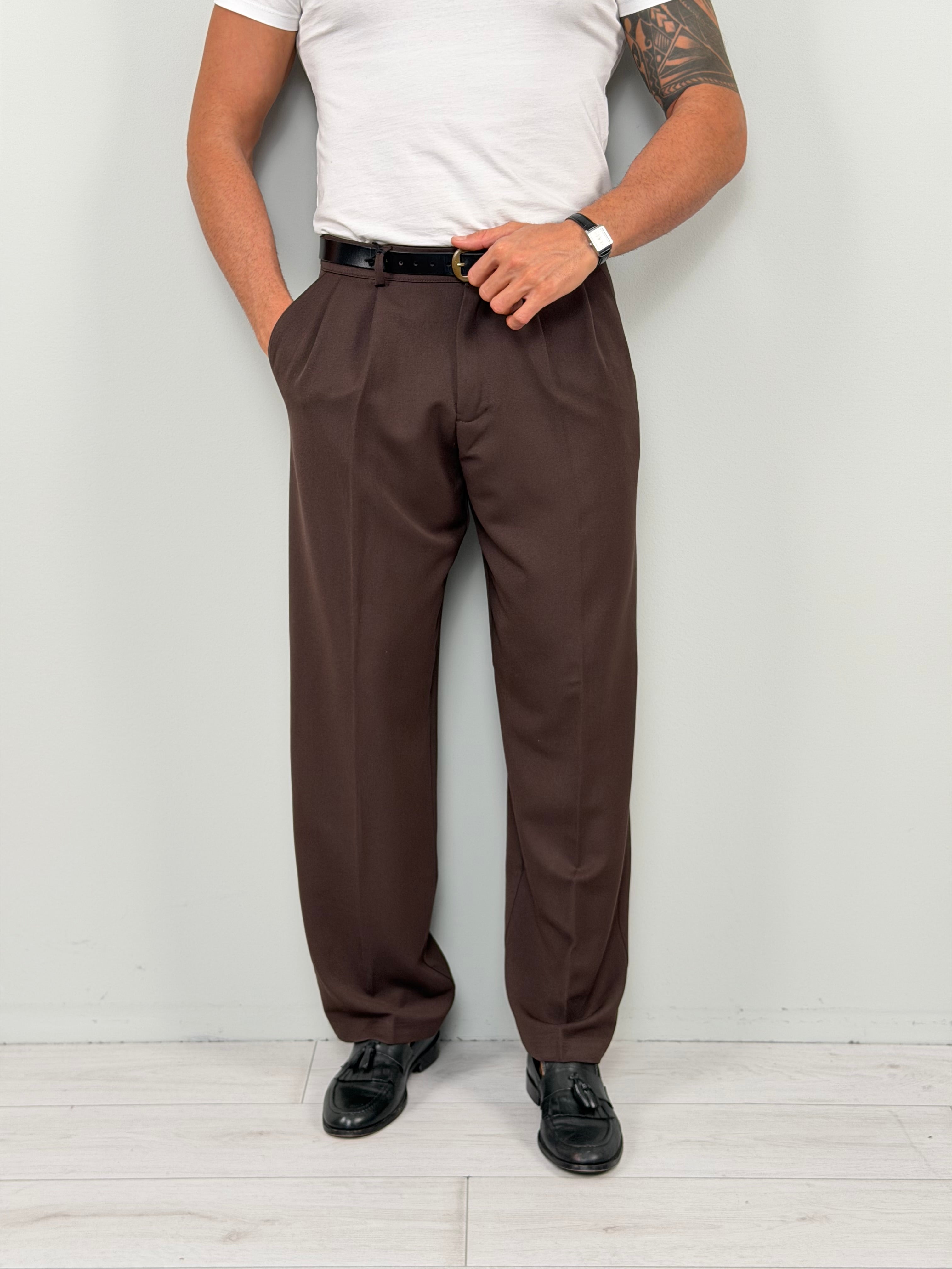 WIDE BUSINESS TROUSERS - BACK POCKETS