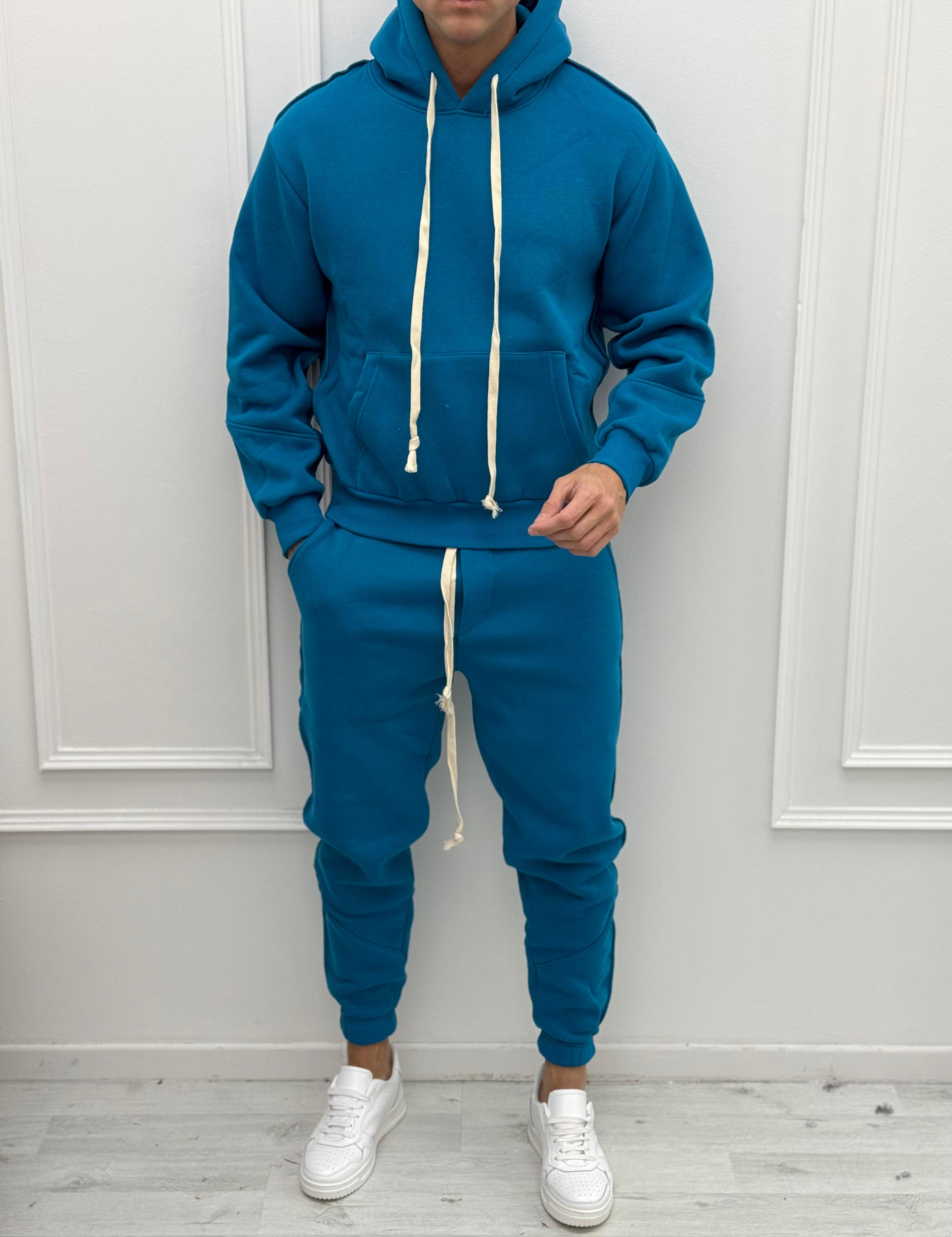 TUTA FELPATA RILIEVO - Colore bianco e rosa